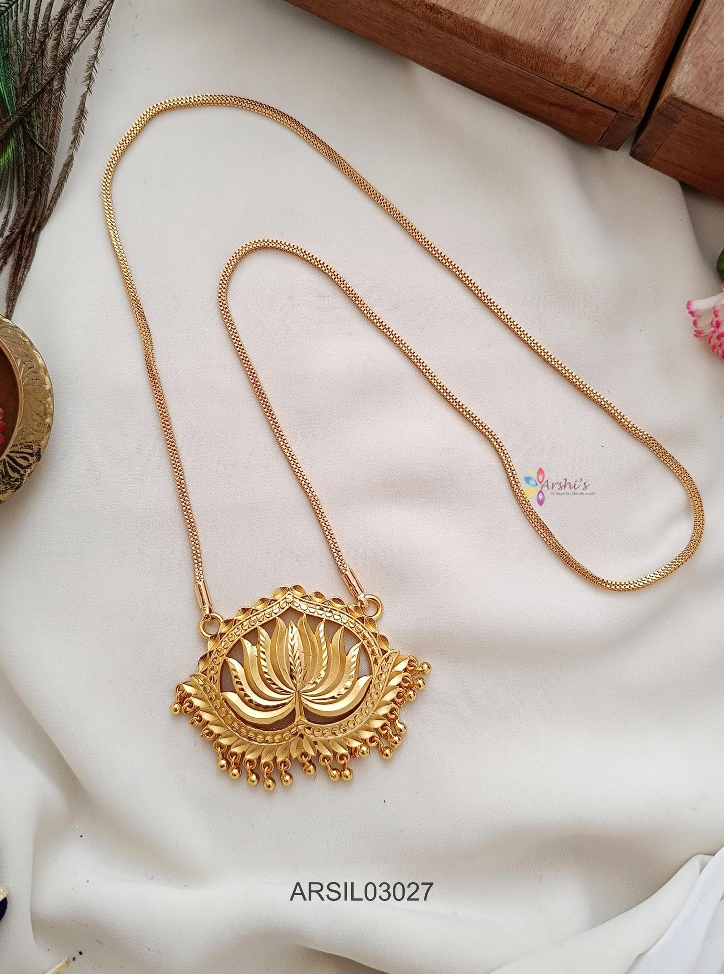 Plain Lotus Pendant Long Necklace