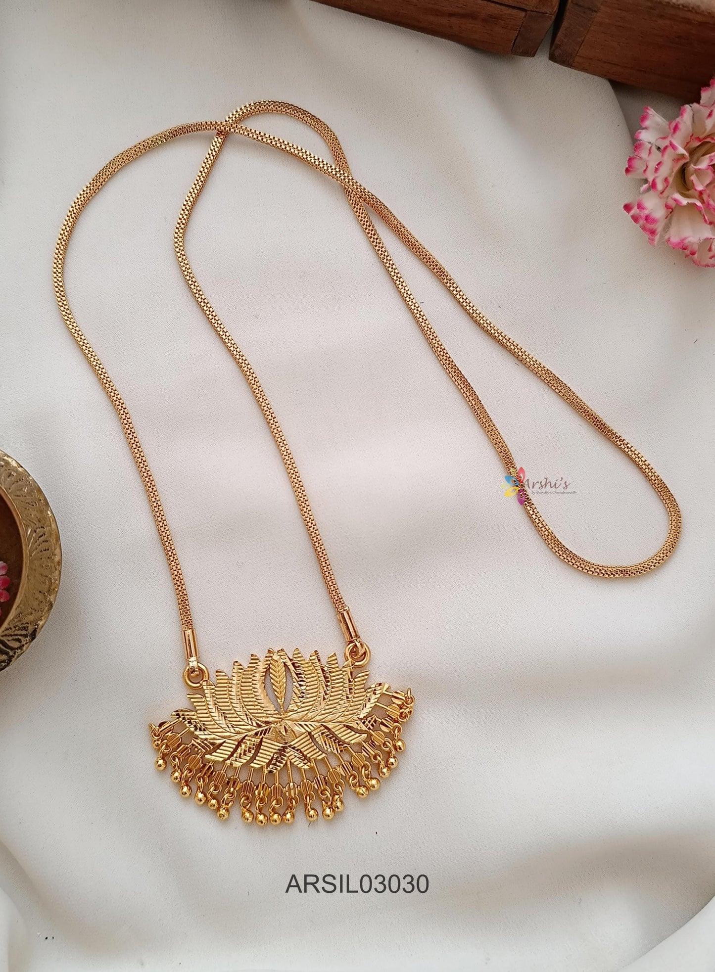 Lotus Pendant Long Necklace