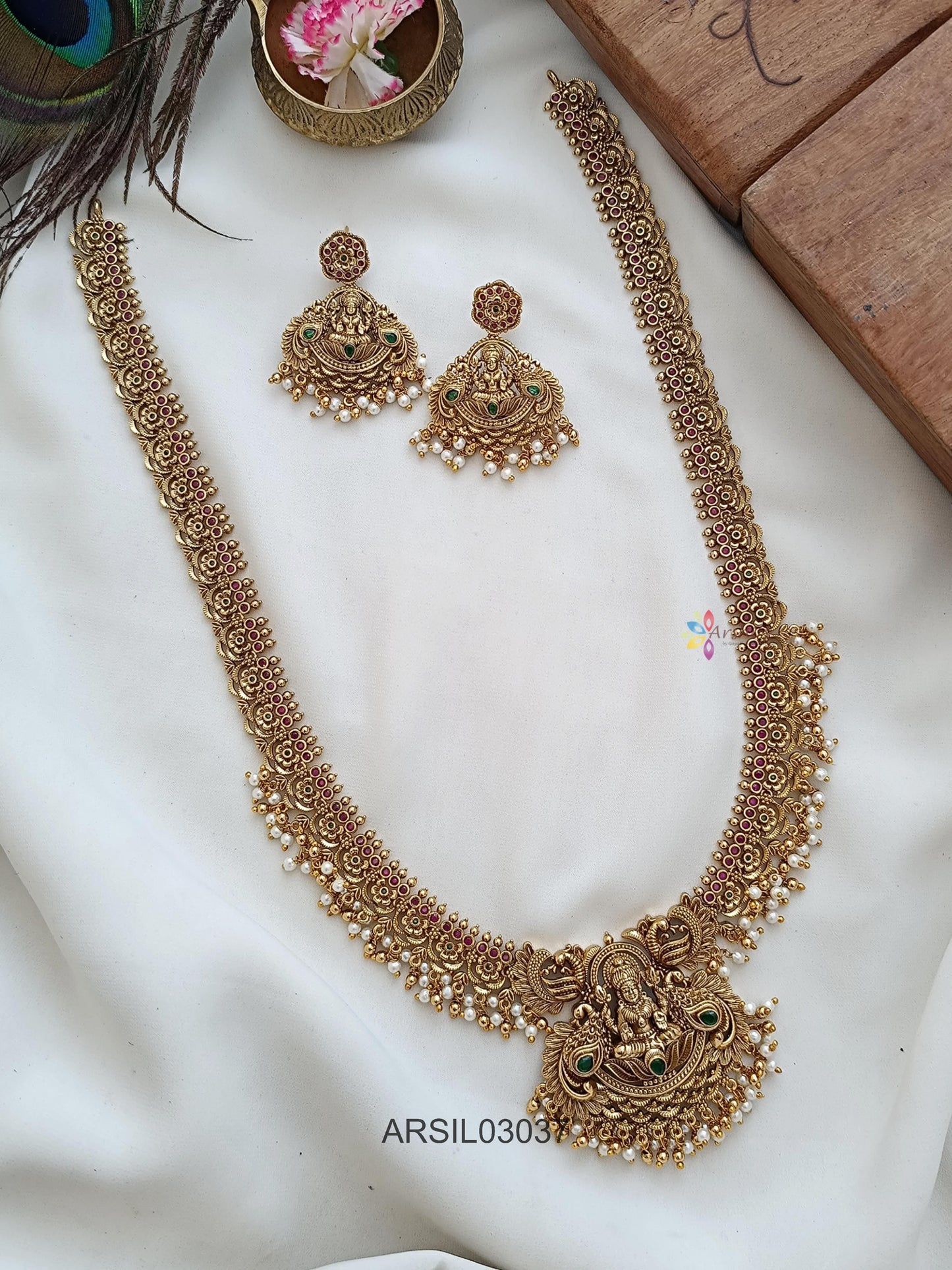 Lakshmi Pendant Long Necklace