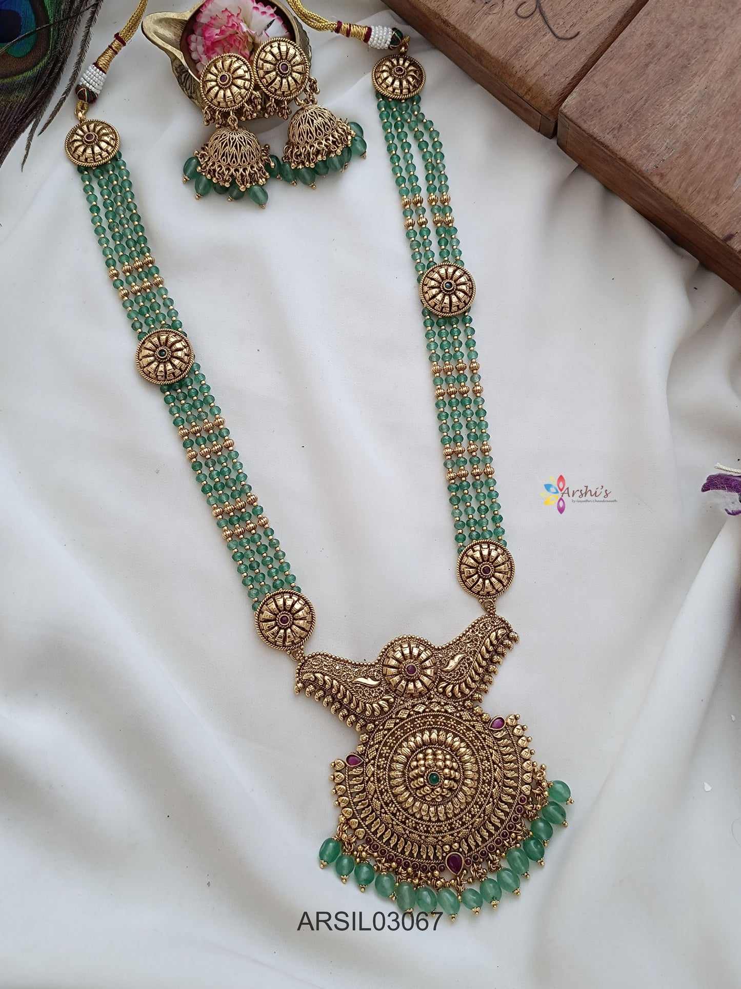 Green Beadede Long Necklace