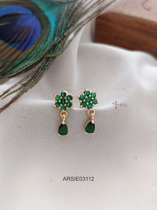 Emerald Stone Tear Drop Earrinsg