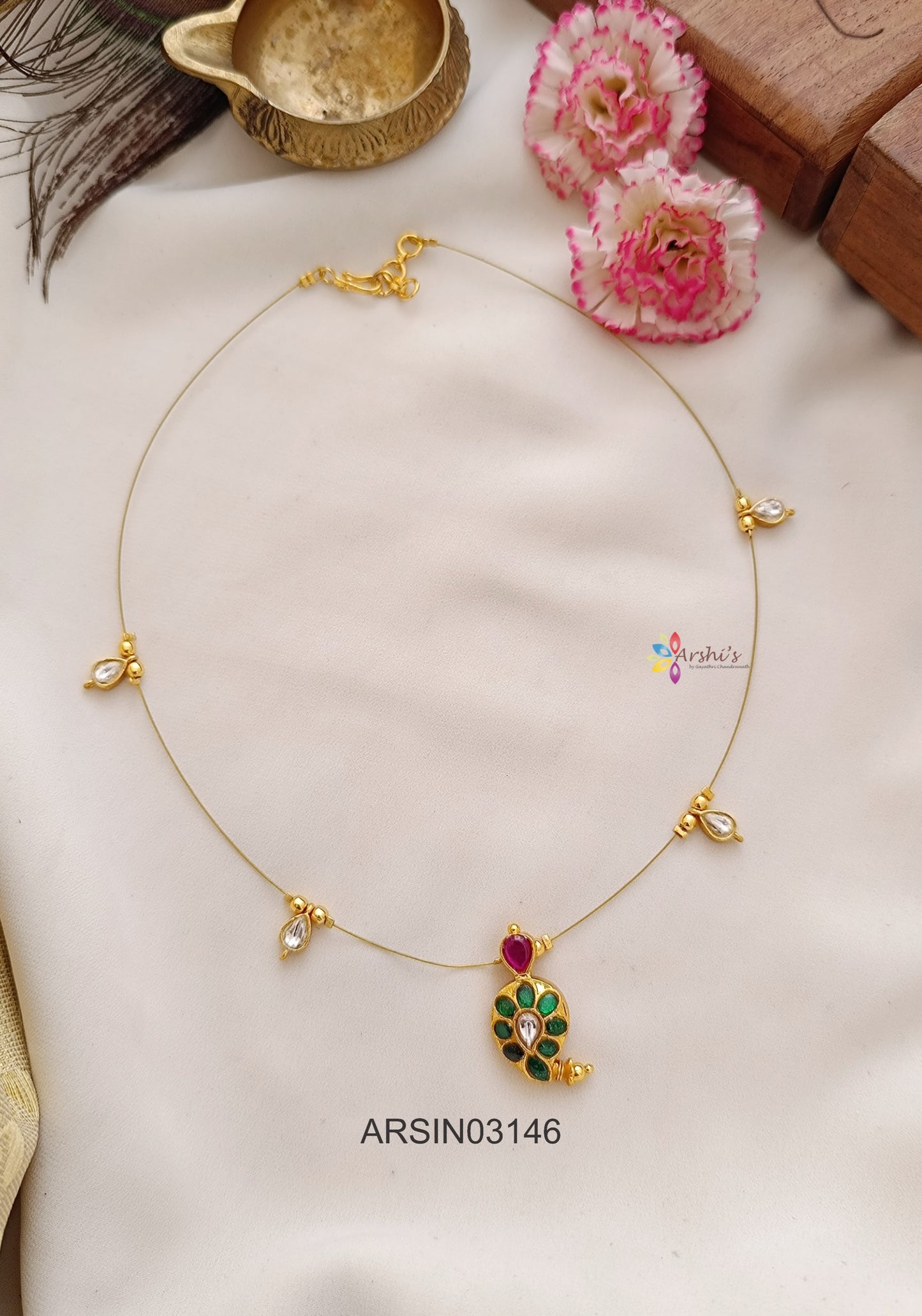 Mango Green Stone Invisible Necklace