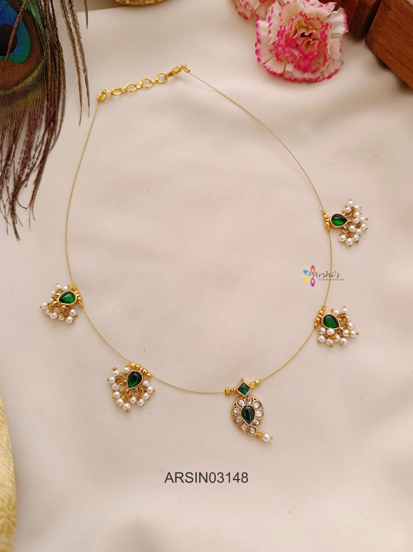 Mango Green Stone and Pearls Invisible Necklace