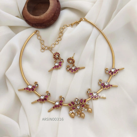 Peacock Red and White Stone Hasli Tube Necklace