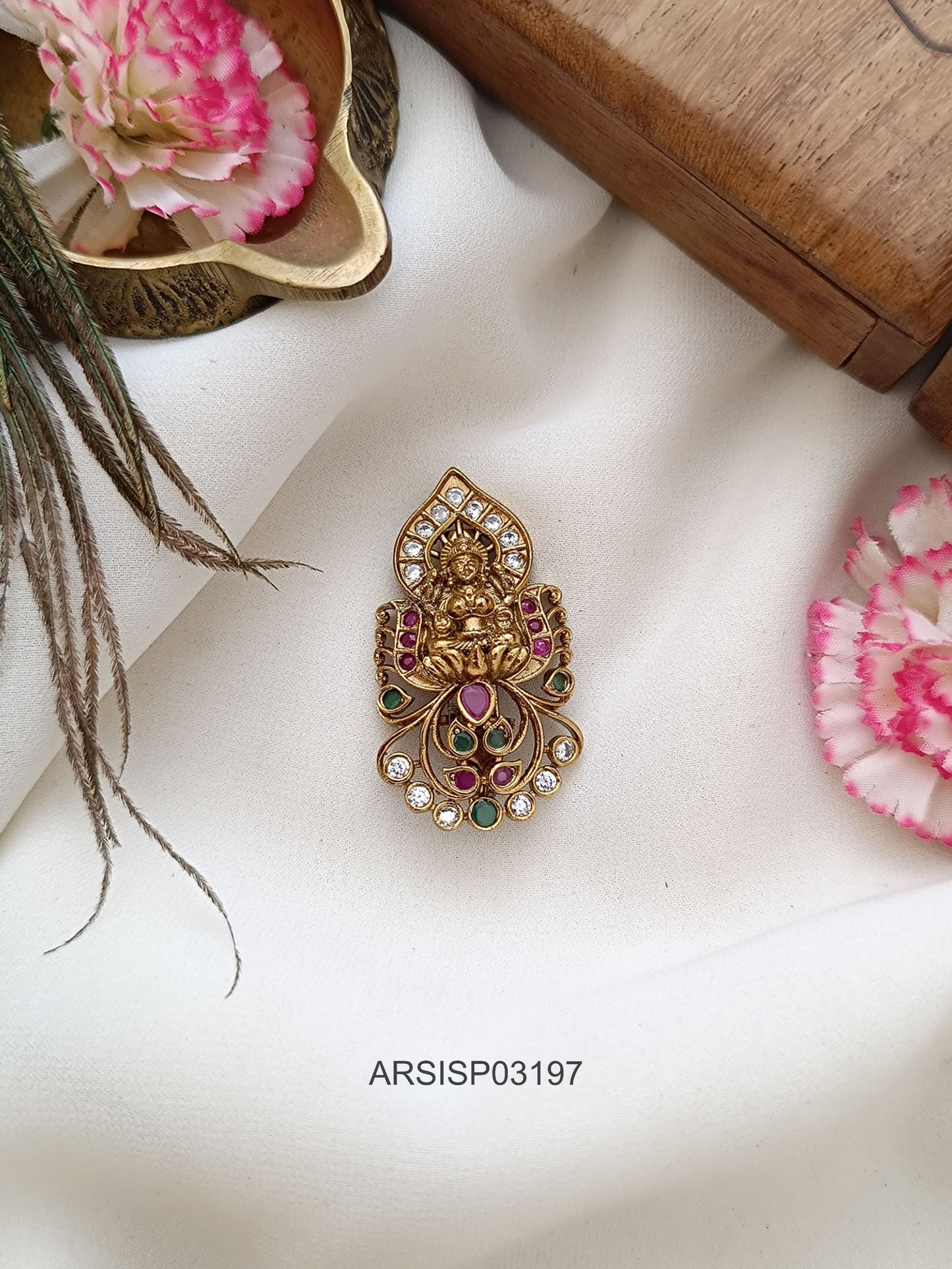 Lakshmi Floral Saree Pin