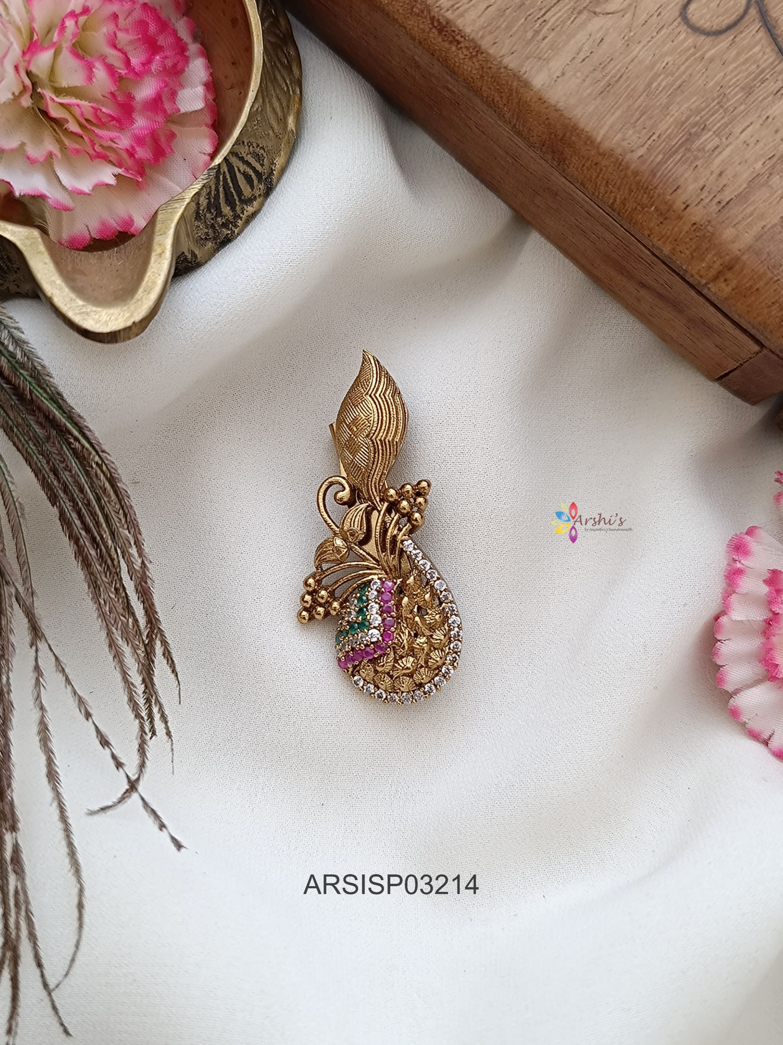 Leaf Intricate Saree Pin – Arshis