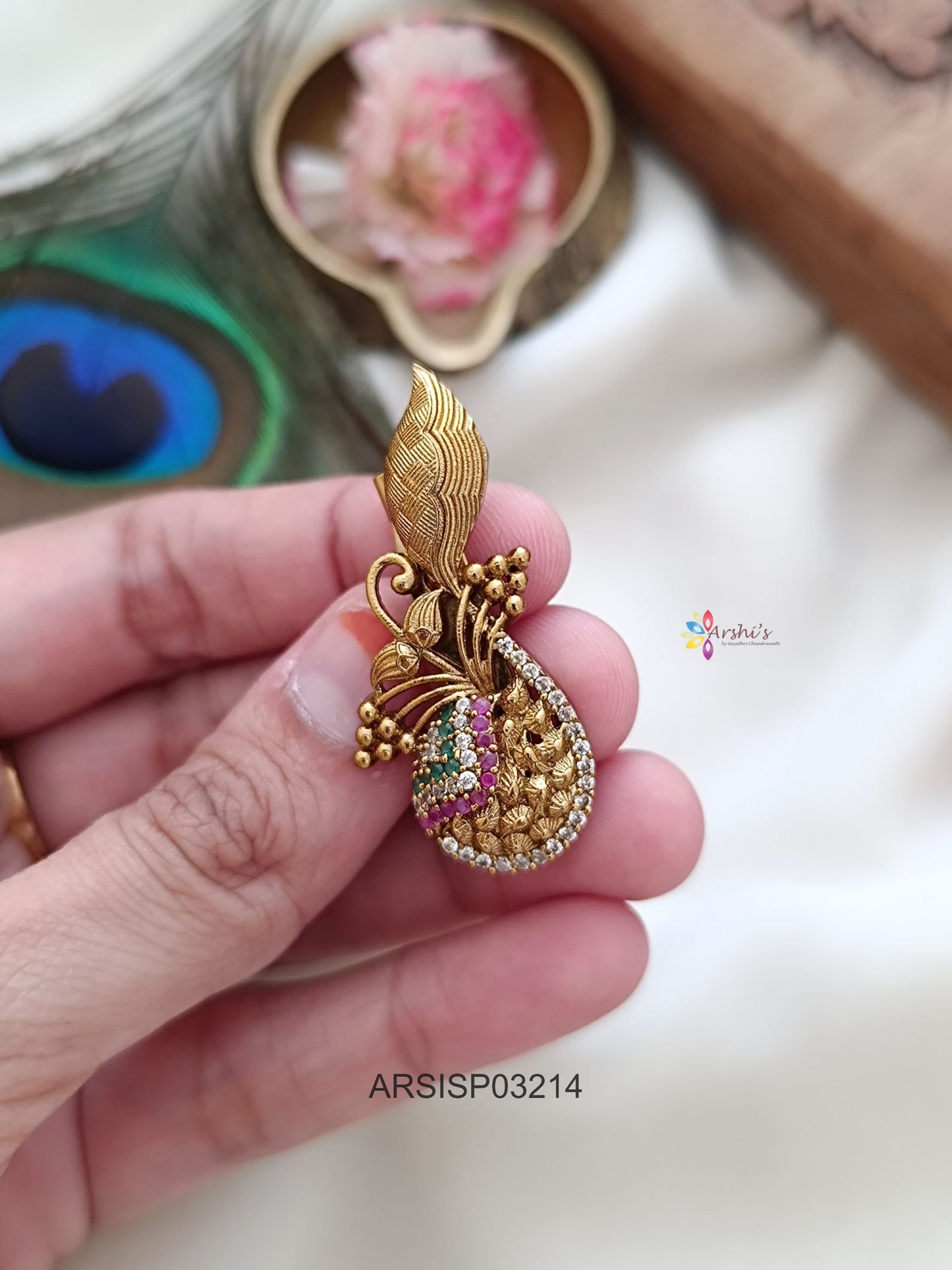 Leaf Intricate Saree Pin