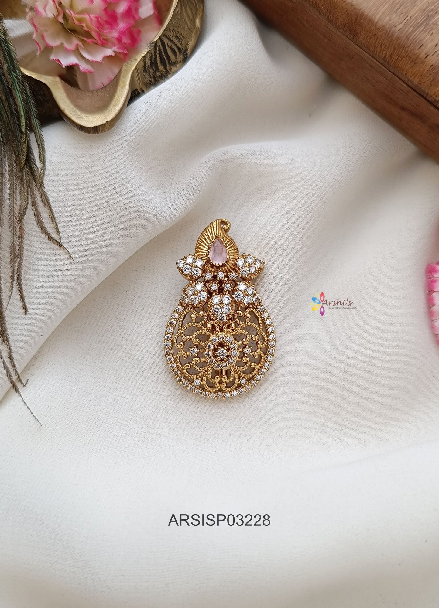 Mango Pale Pink Stone Saree Pin