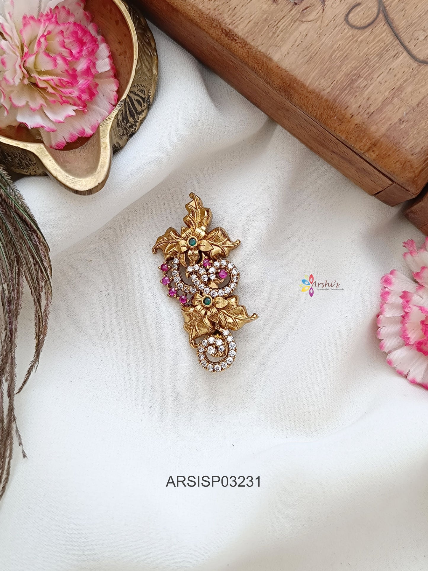 Flower Design Saree Pin