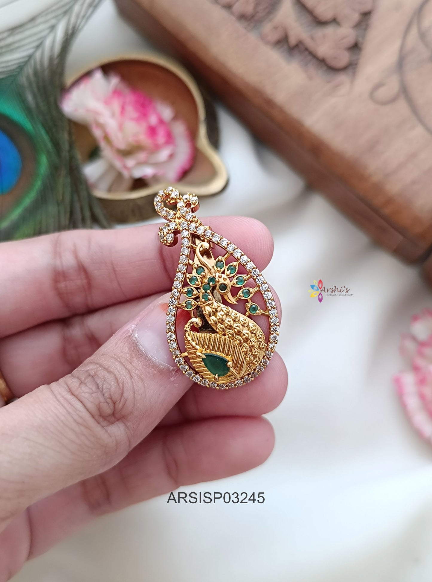 Peacock Green and White Stone Saree Pin