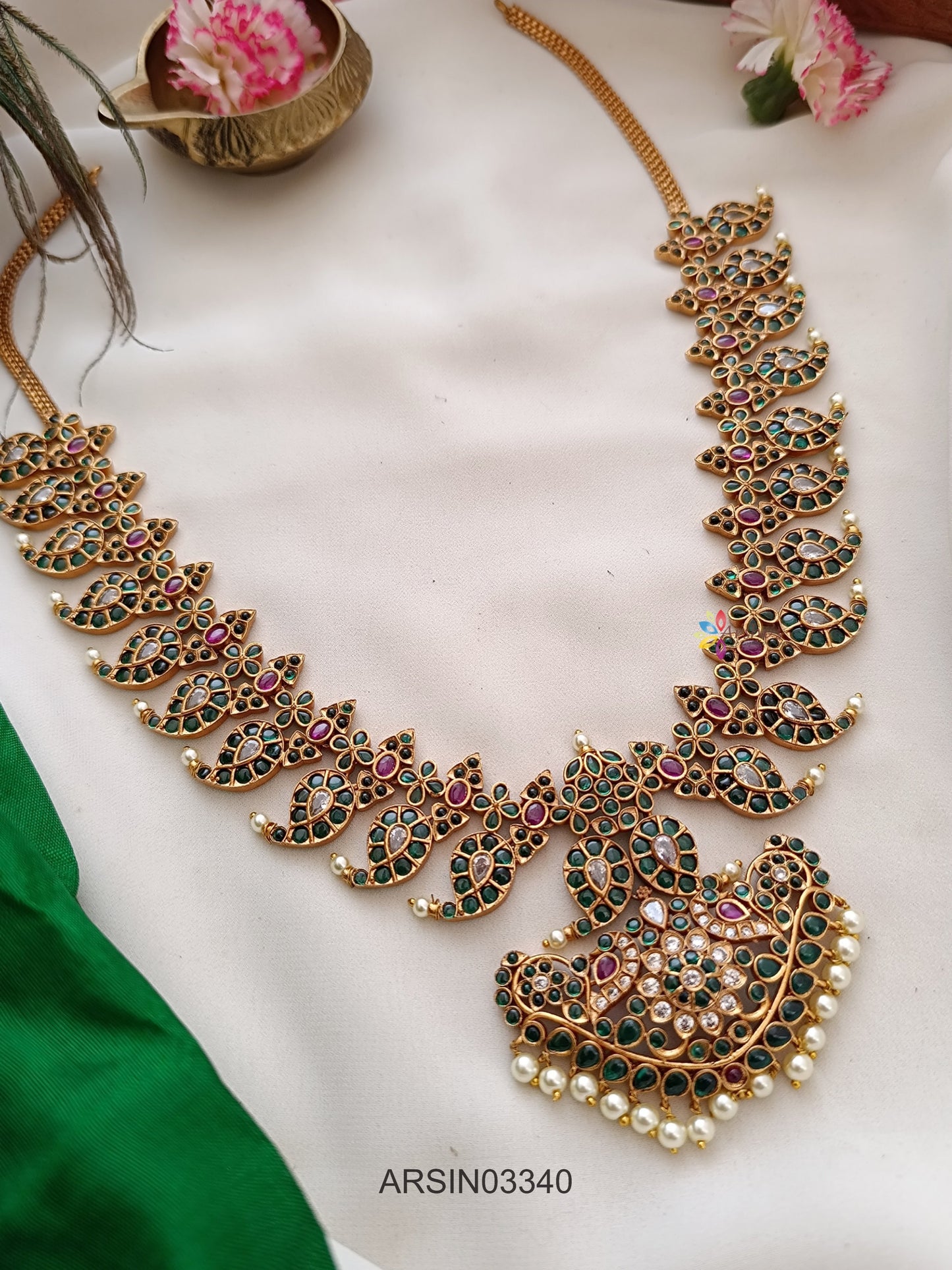 Mango Emerald Stone Necklace