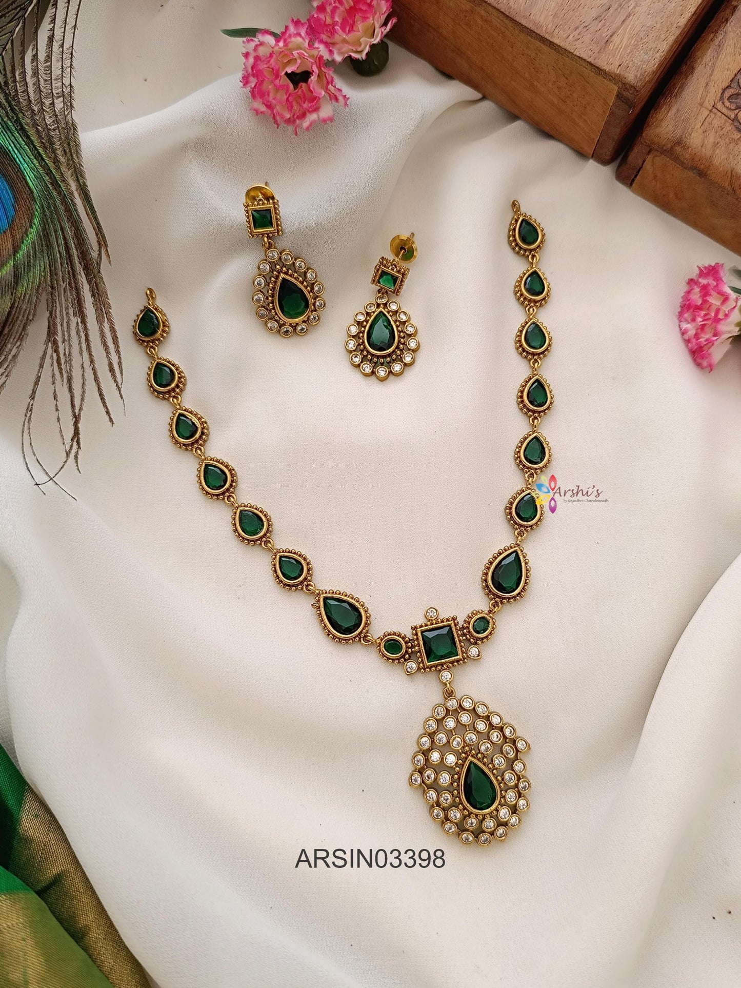 Emerald Stone Necklace