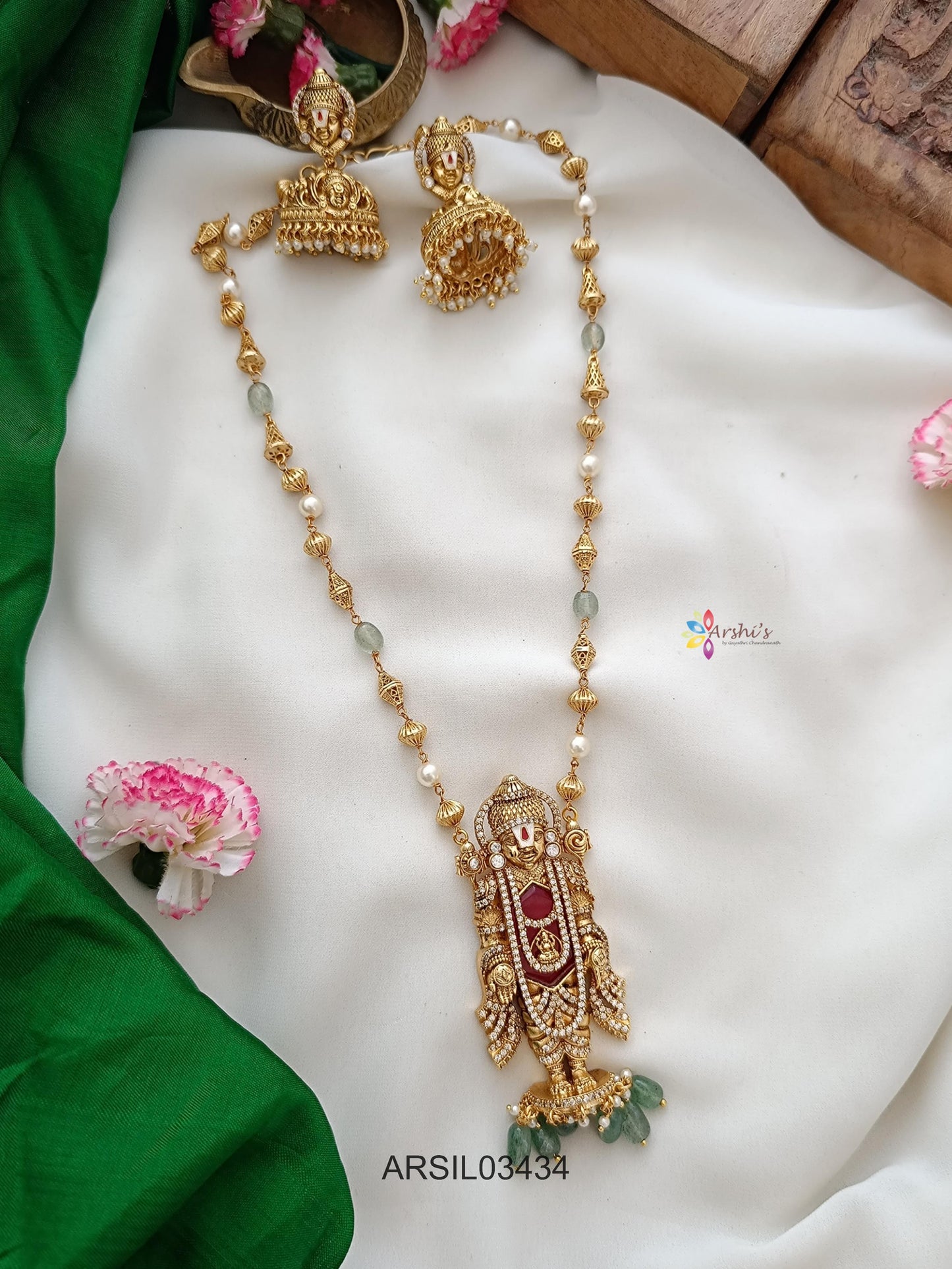 Balji Pendant with Beaded Chain Haram