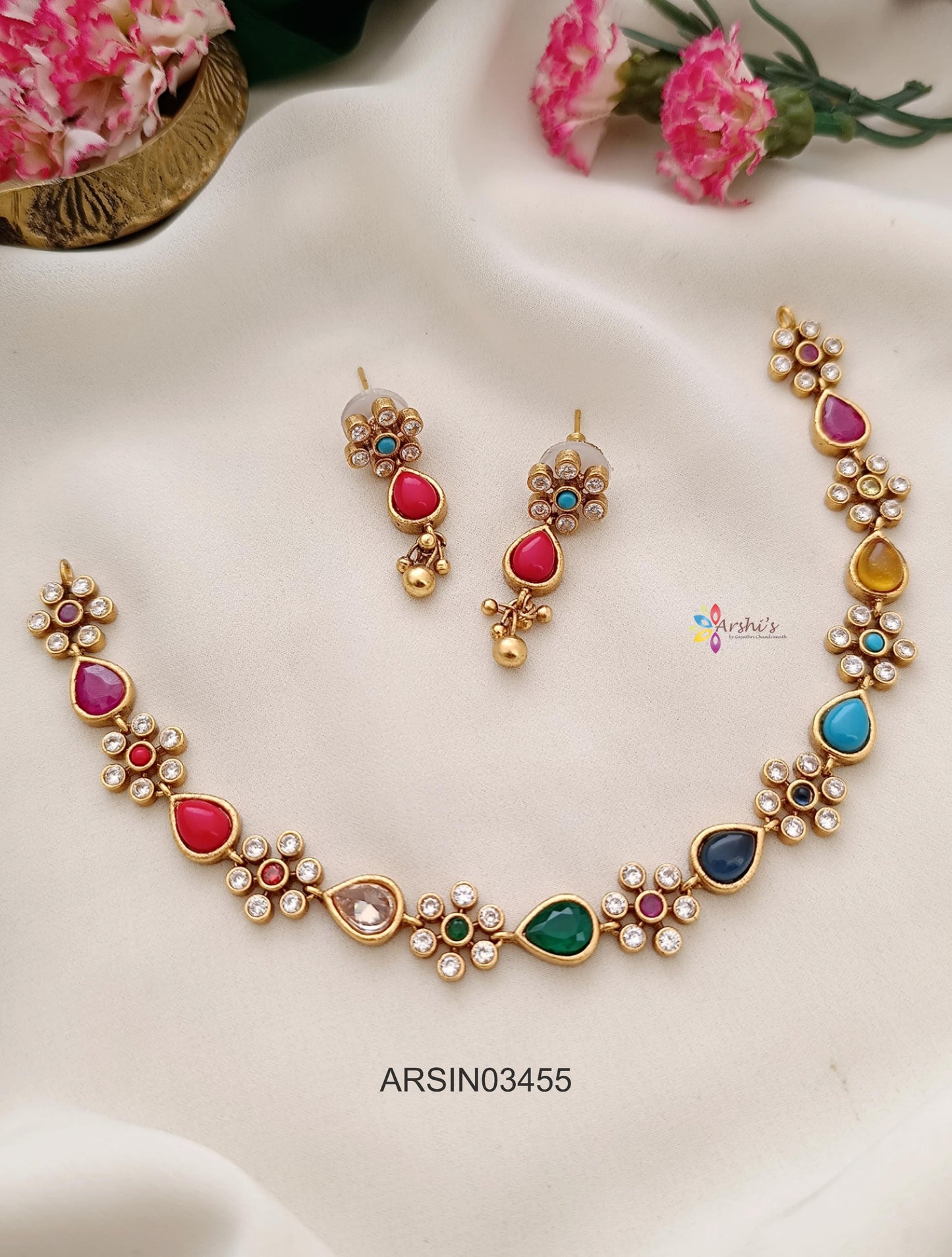 Simple Navarathna Stone Necklace