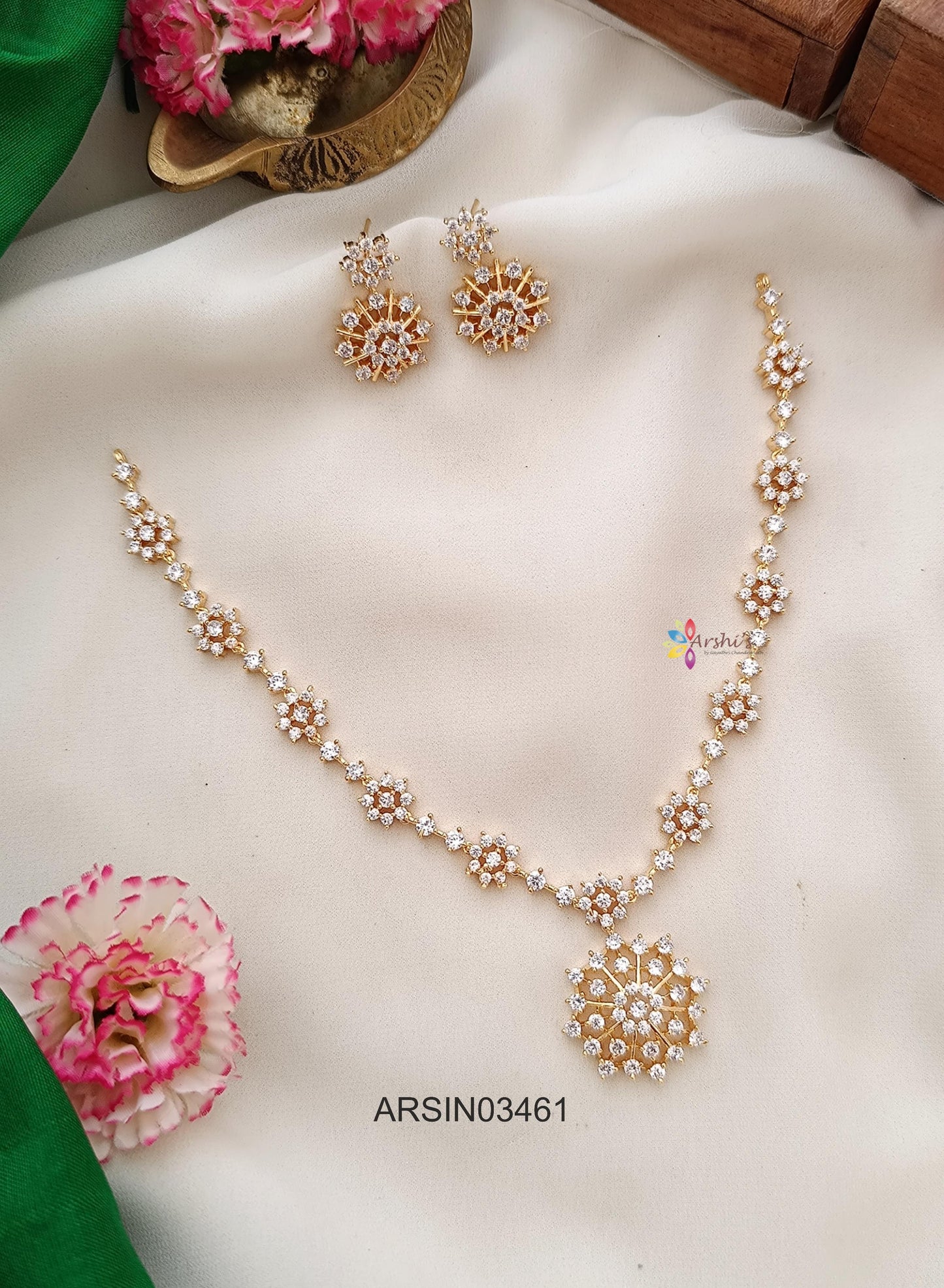 AD White Stone Necklace