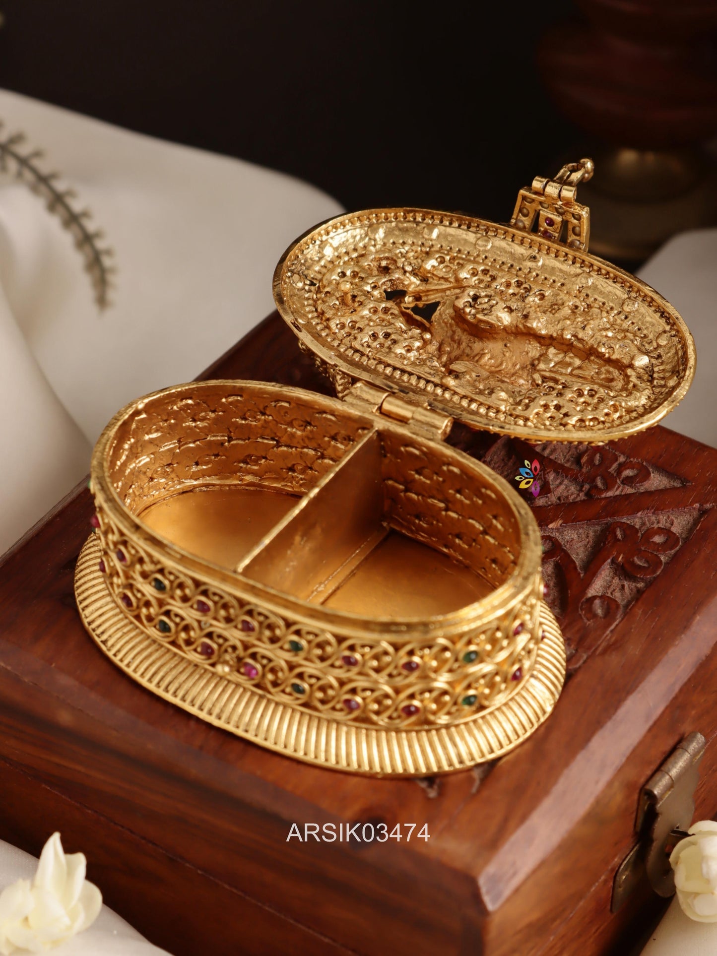 Lord Ananth Shayana Vishnu Kumkum Box