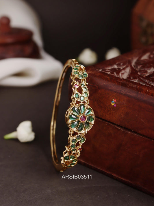 Emerald Stone Bracelet