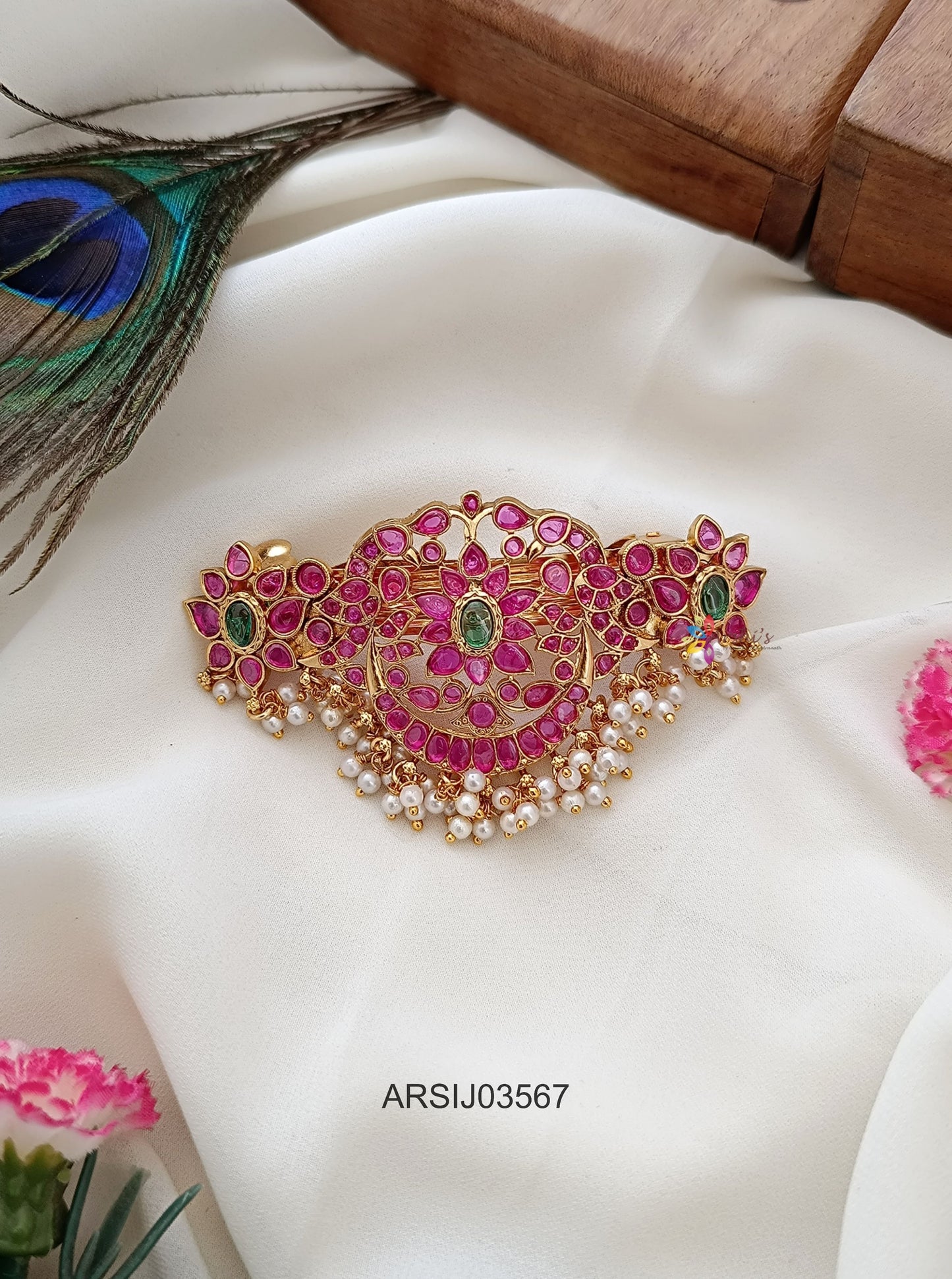 Kemp Stone Guttapusalu Hair Clip