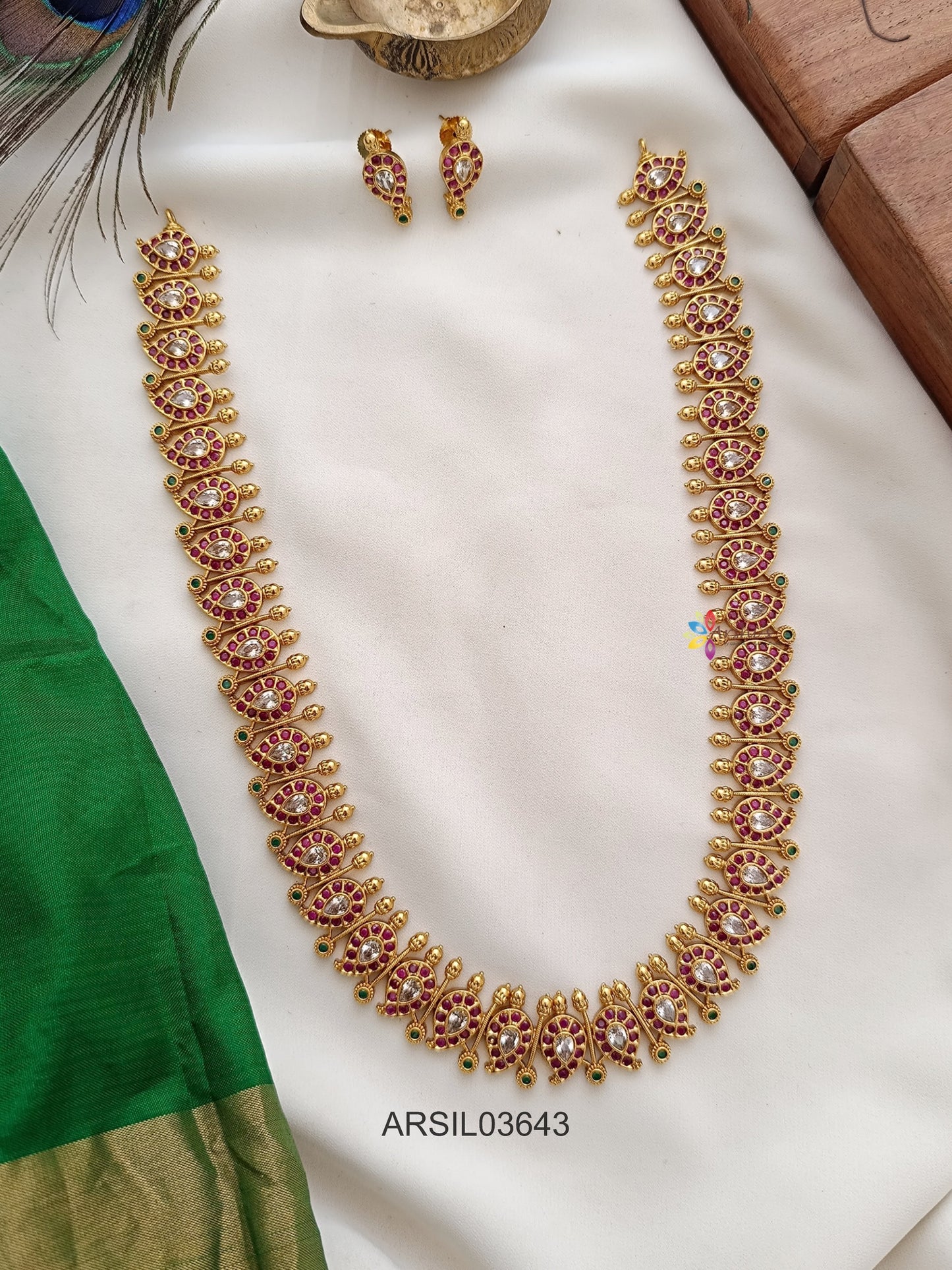 Mango Design Kemp and Green Stone Long Haram