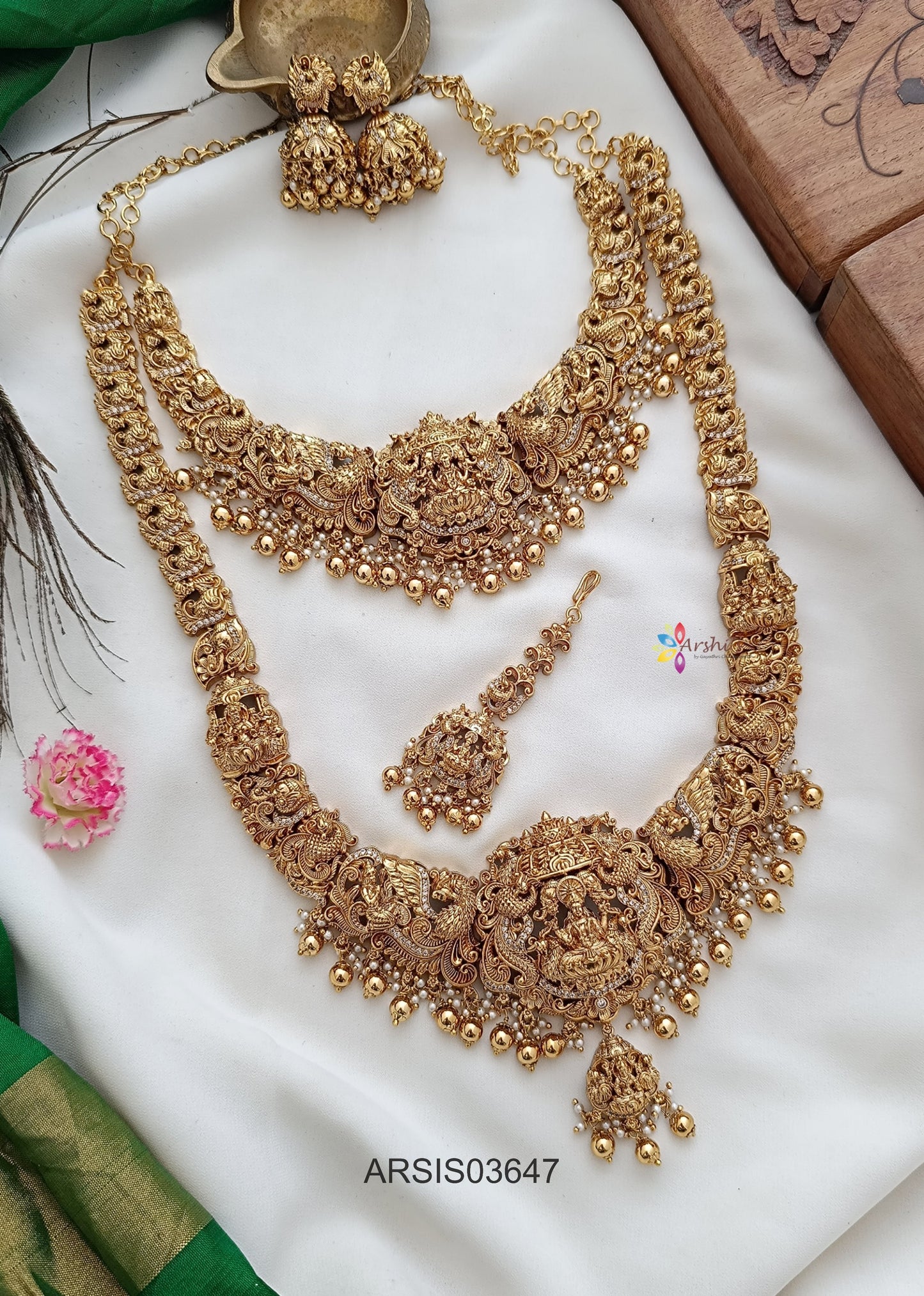 Matte Finish Temple Bridal Jewellery Set
