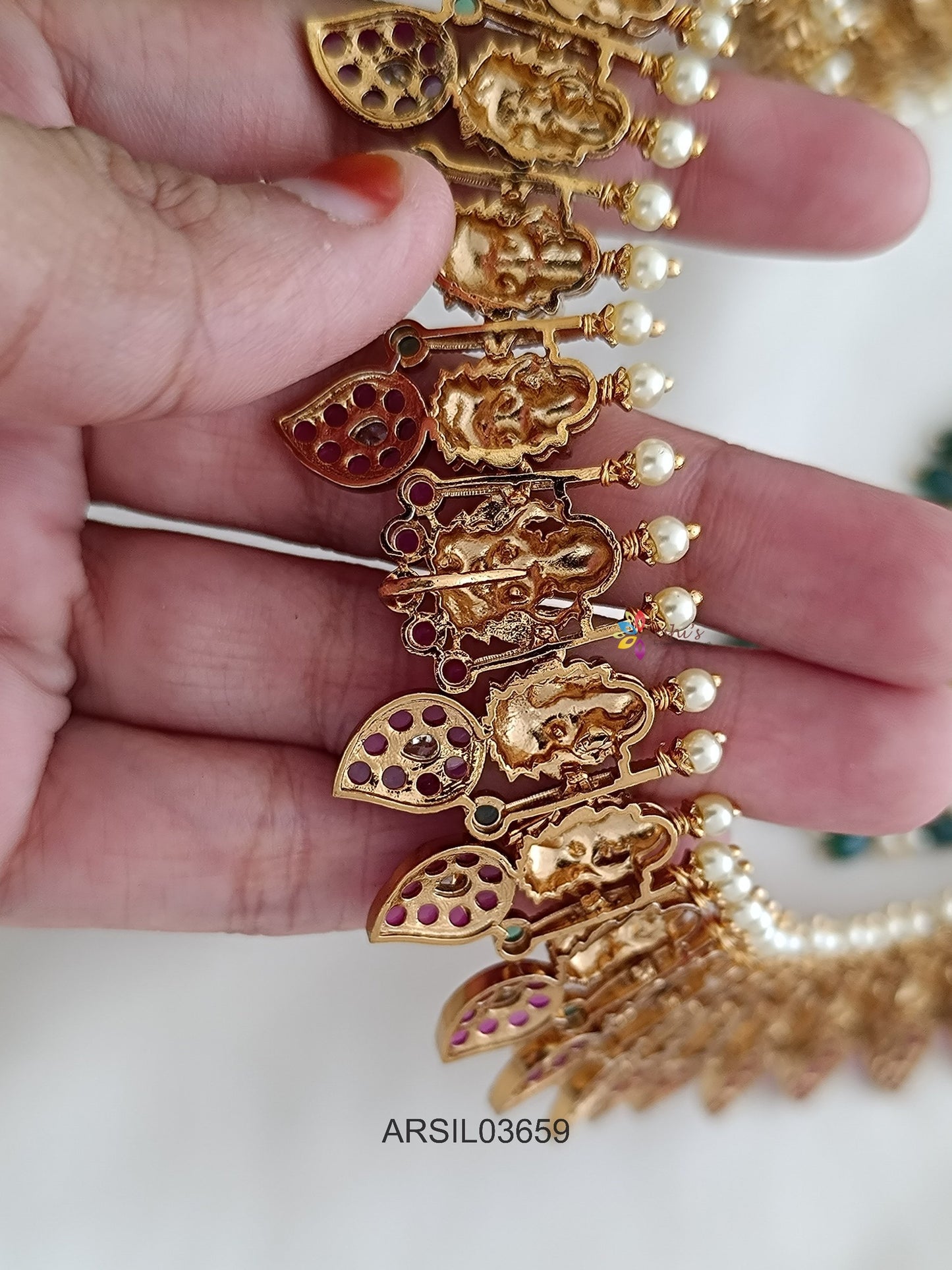 Mango and Temple Pendant Removable Haram