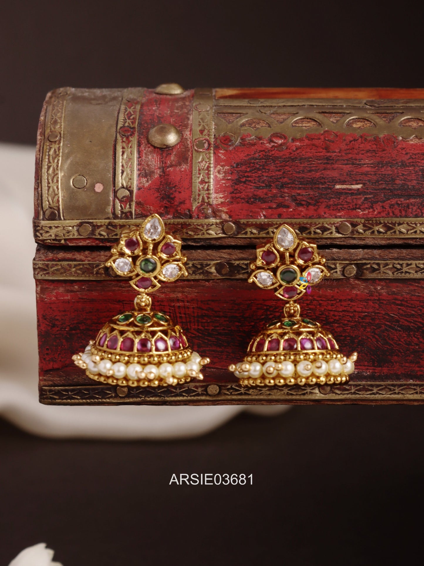 Kemp Stone Pearl Studded Jhumka
