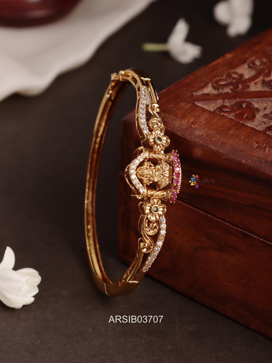 Lakshmi Stone Openable Bracelet
