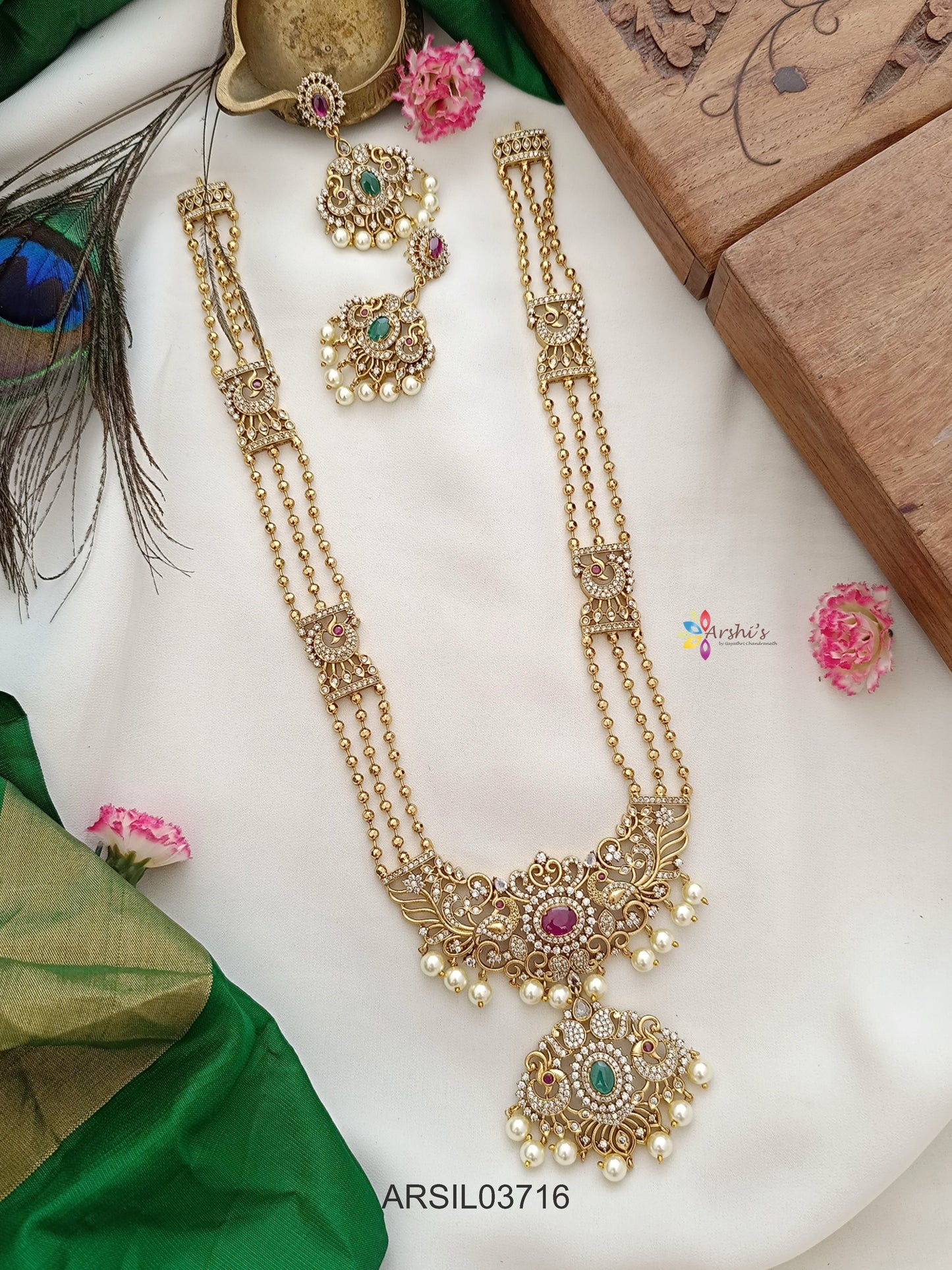 Three Layer Peacock Stone Pendant Haram