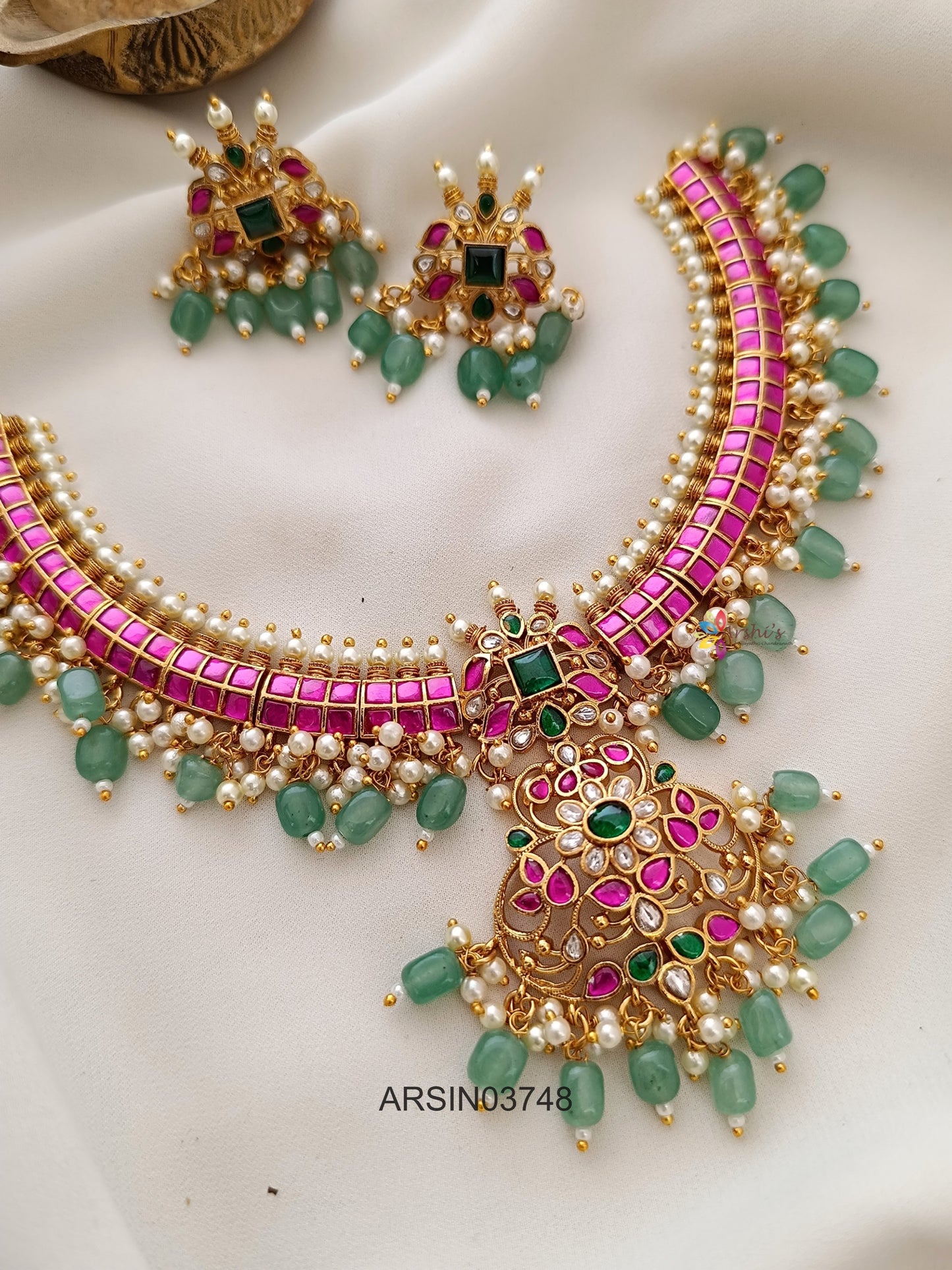 Jadau Squares Green Bead Drop Necklace