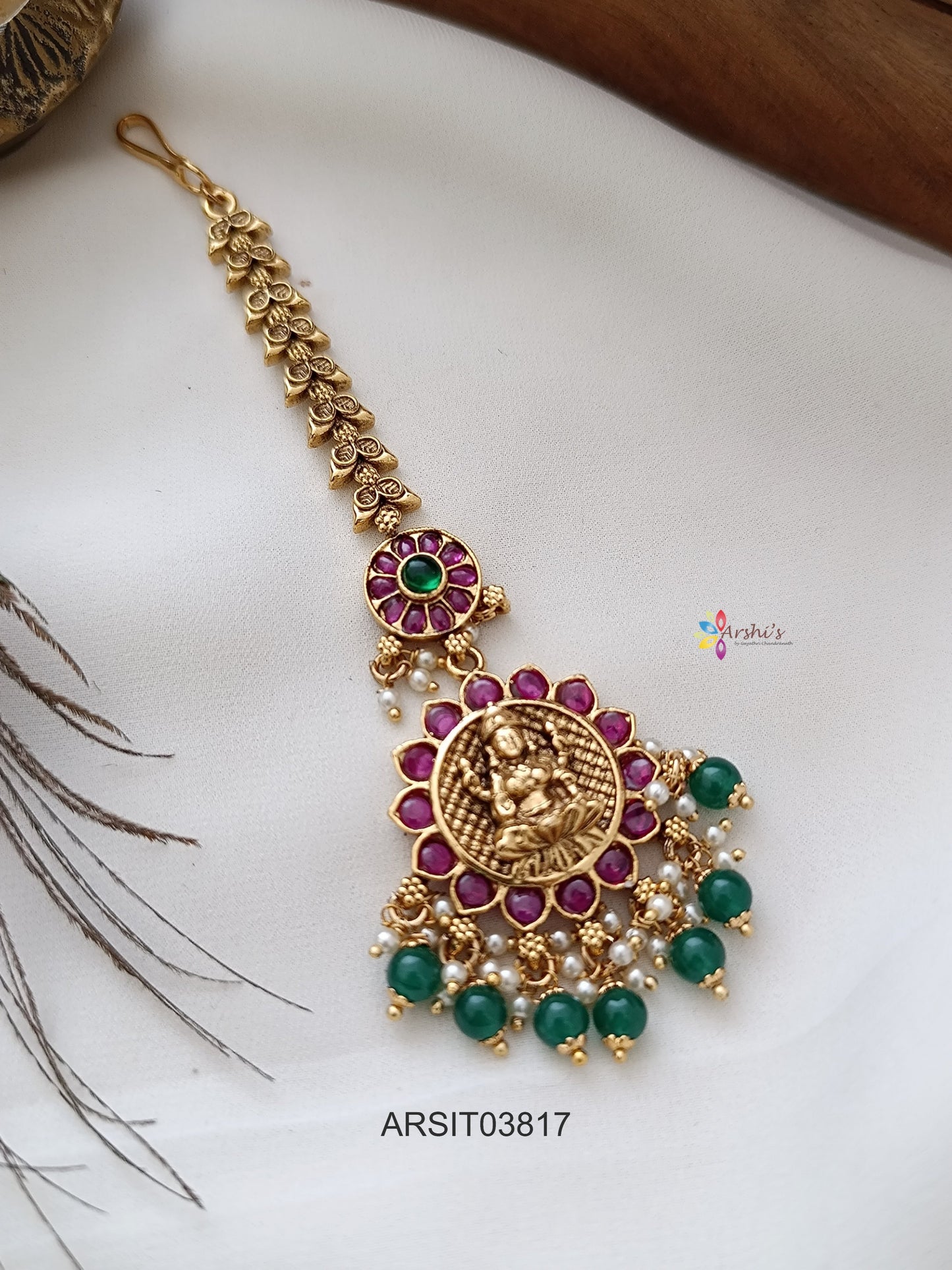 Lakshmi Kemp Green Drop Maang Tikka