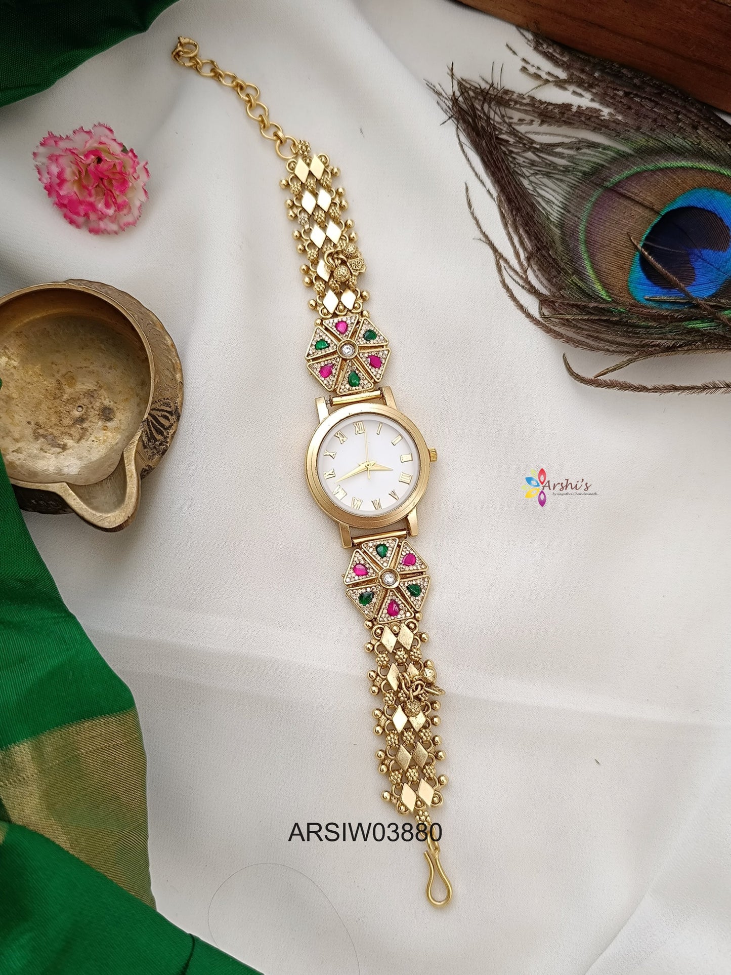 Antique Triangle Design Watch