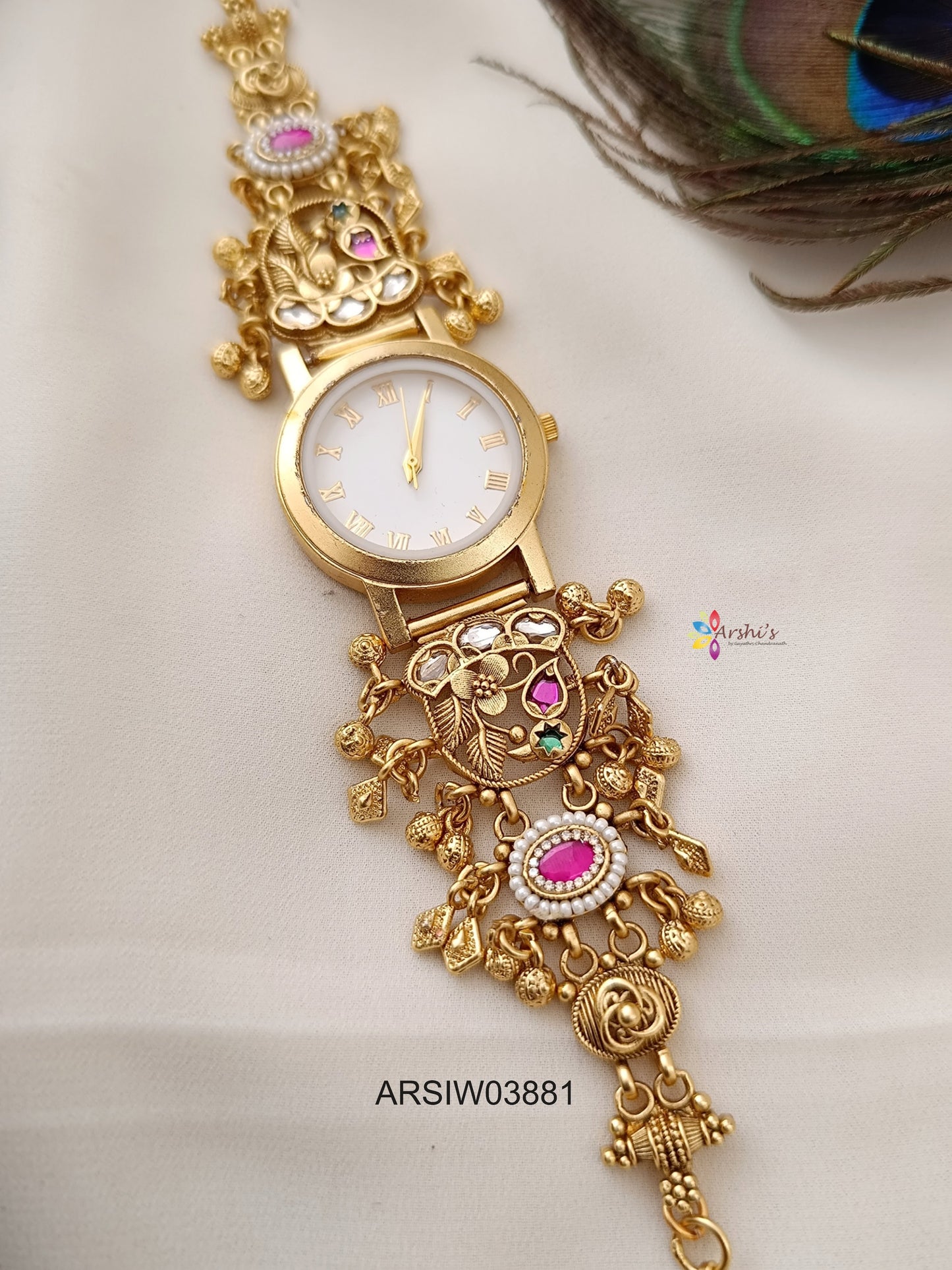 Heritage Flower and Leaf Design Watch