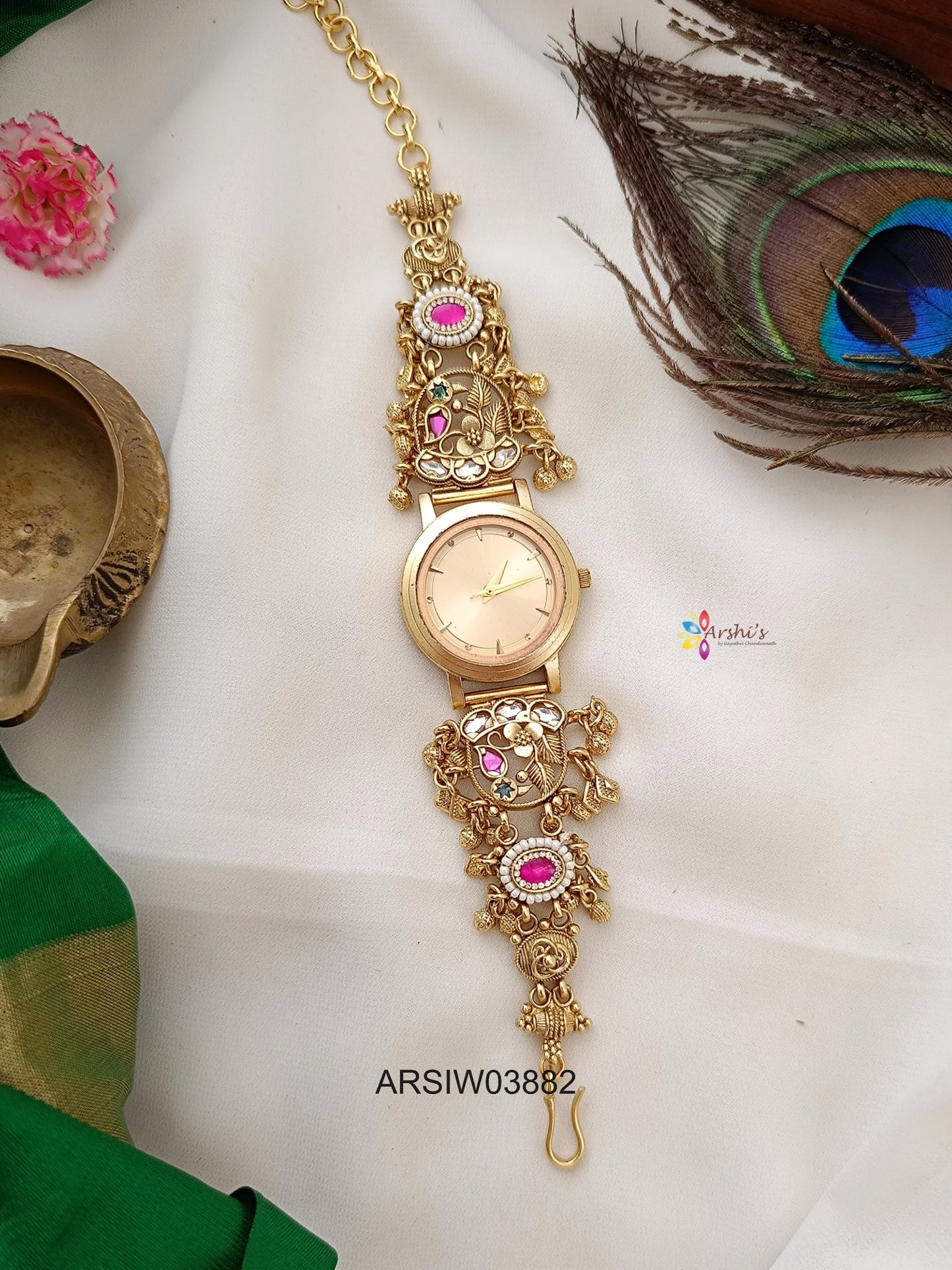 Heritage Flower and Leaf Kundan Watch