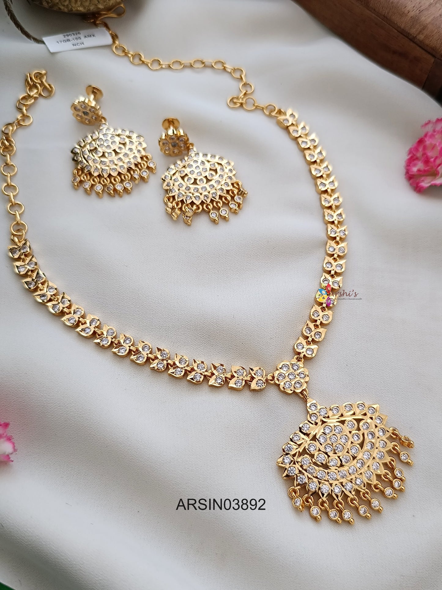 White Stone Attigai Necklace