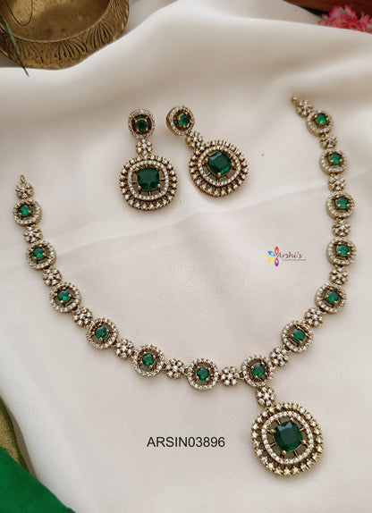 Green Stone Fancy Necklace