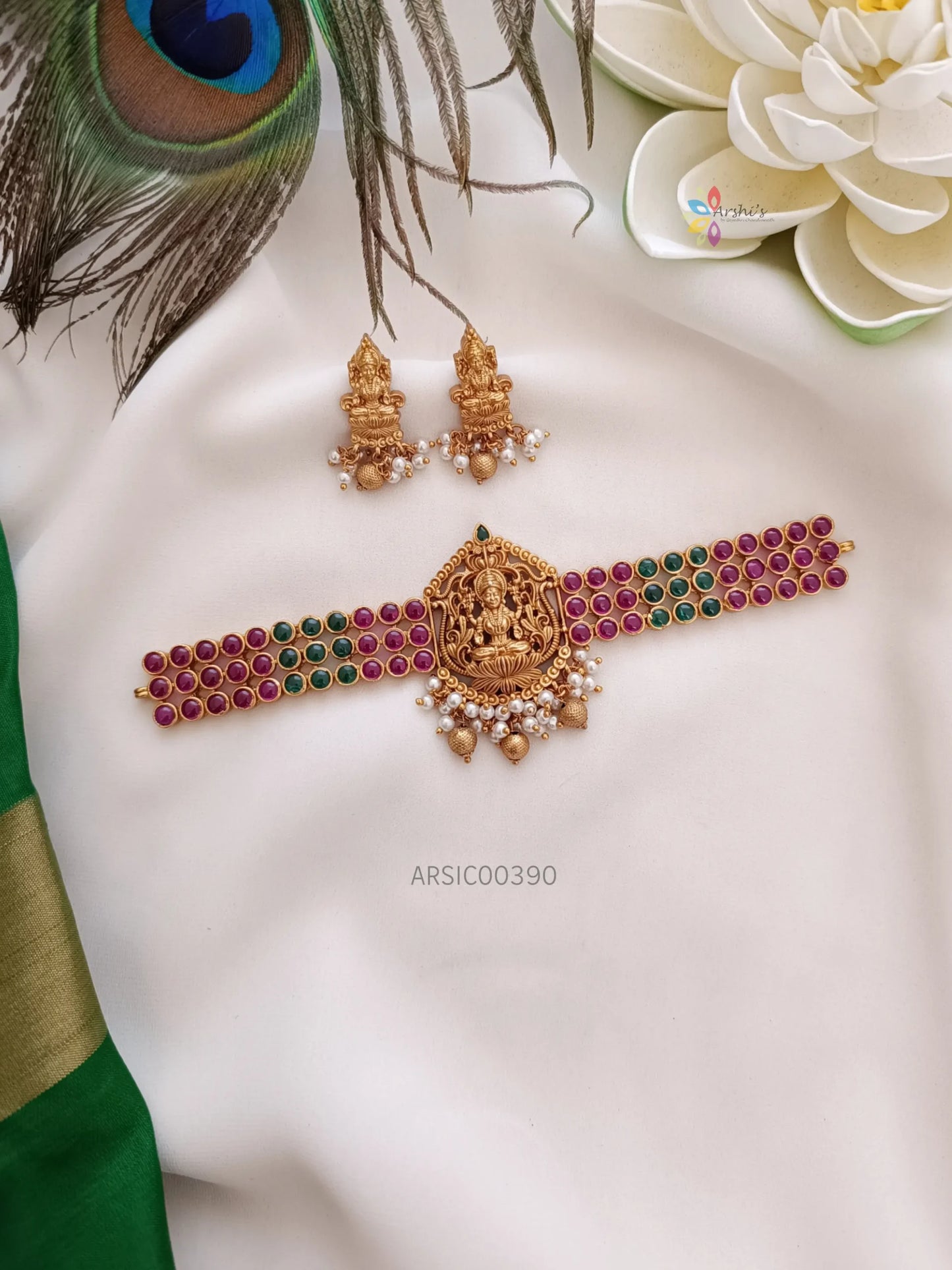 Three Layer Stone Temple Pendant Choker