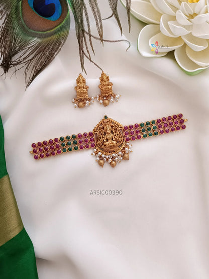 Three Layer Stone Temple Pendant Choker