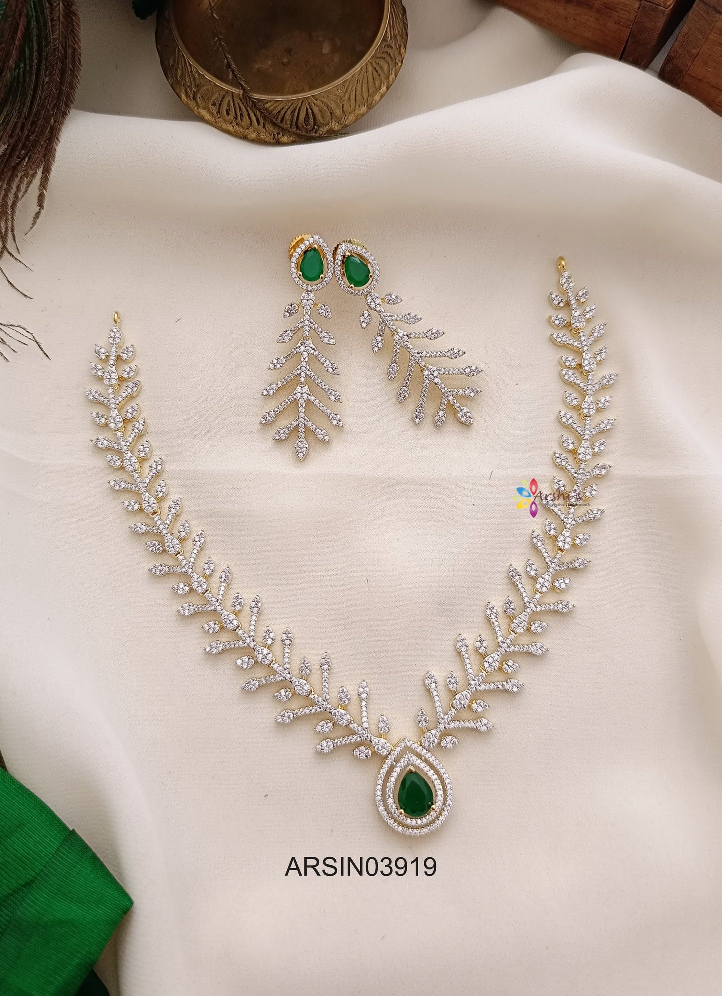 Diamond Look Like White and Green Stone Necklace