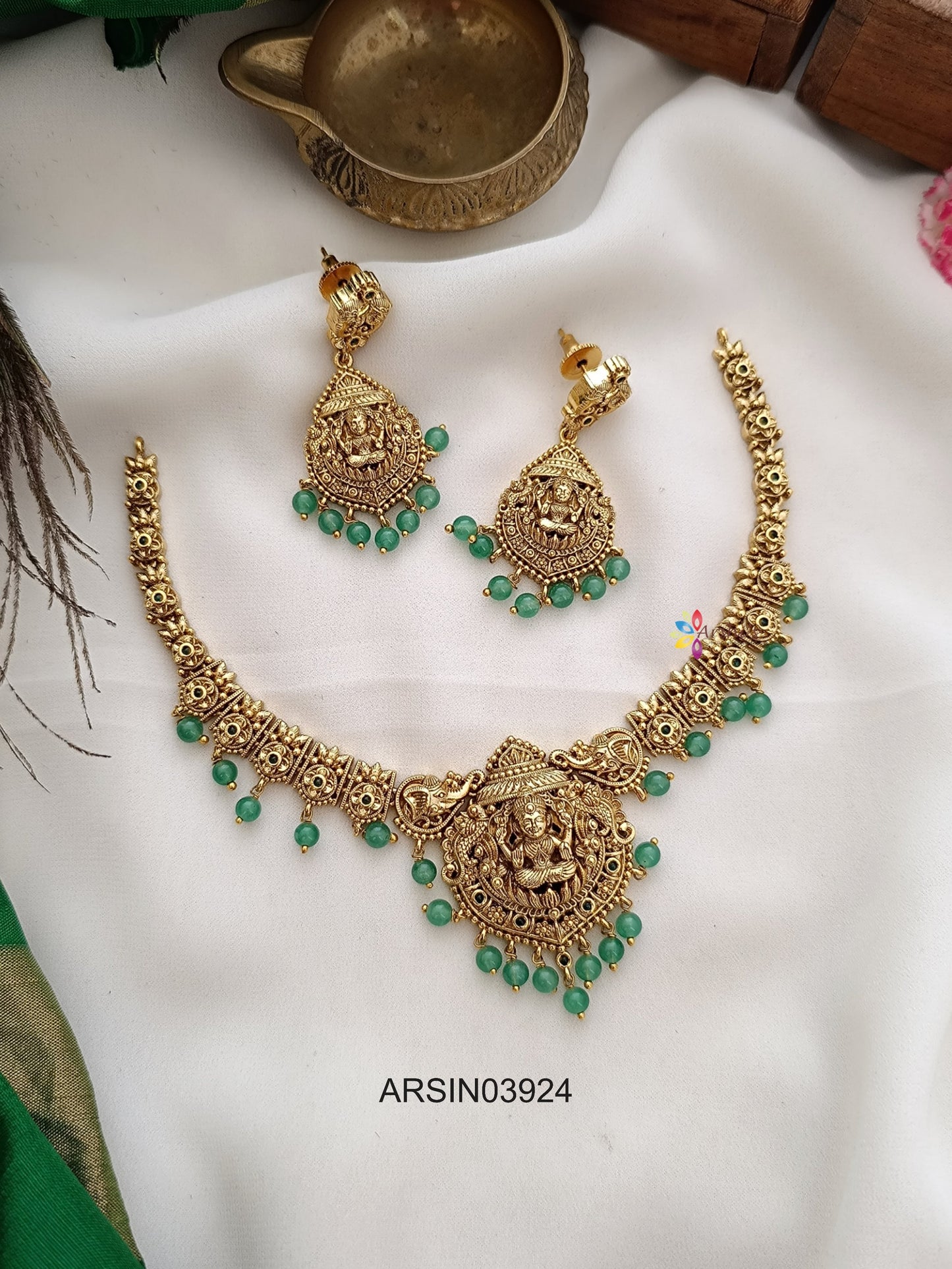 Lakshmi Green Bead Drops Necklace