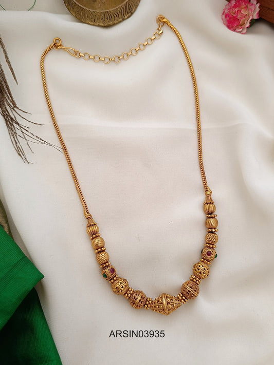 Gold Bead Necklce