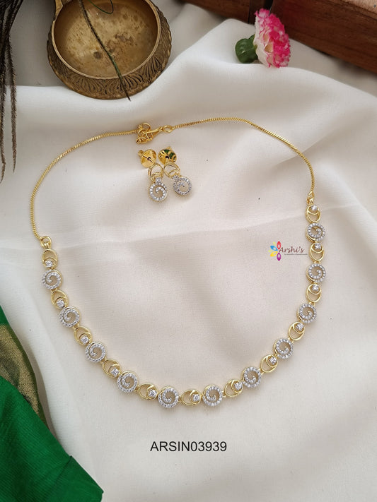 AD White Stone Necklace