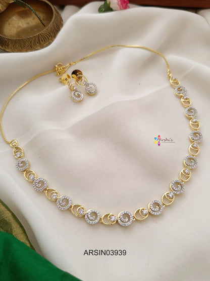 AD White Stone Necklace