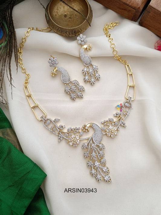 Peacock White Stone Necklace