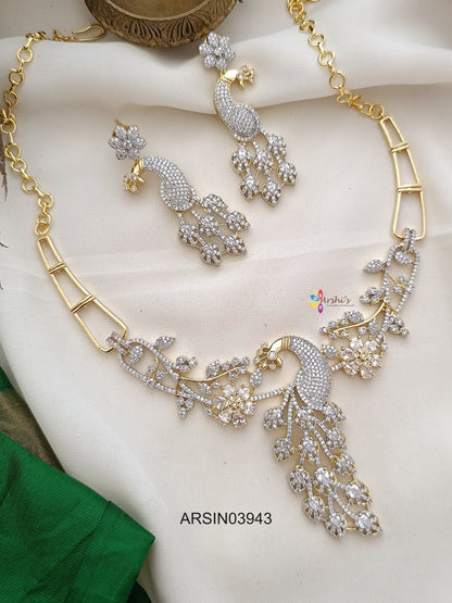 Peacock White Stone Necklace