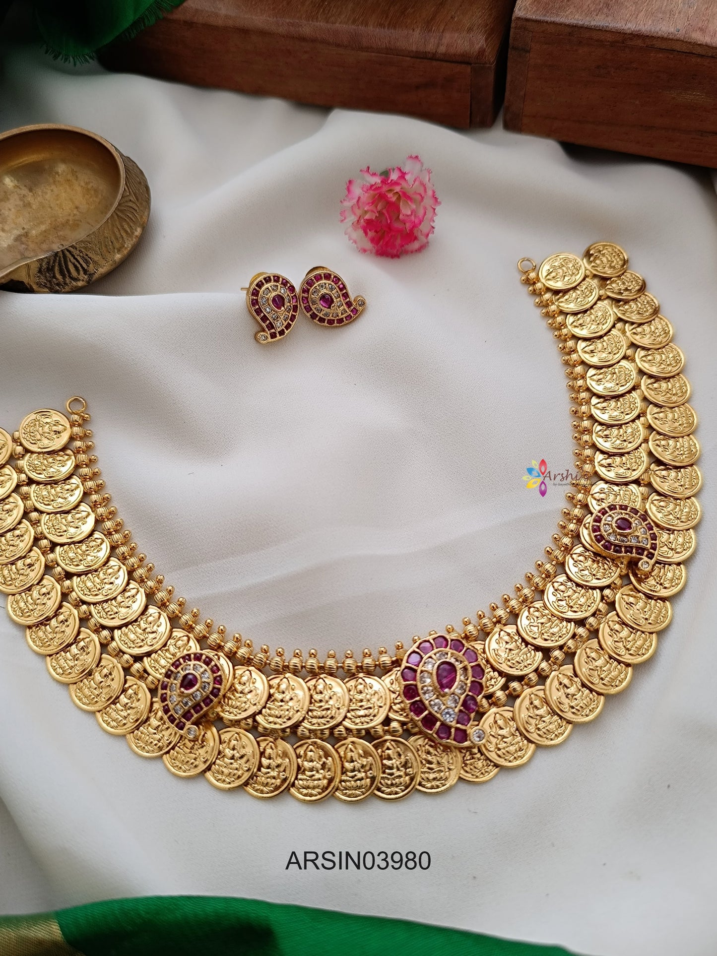 Double Layer Mango Kemp Motif Necklace