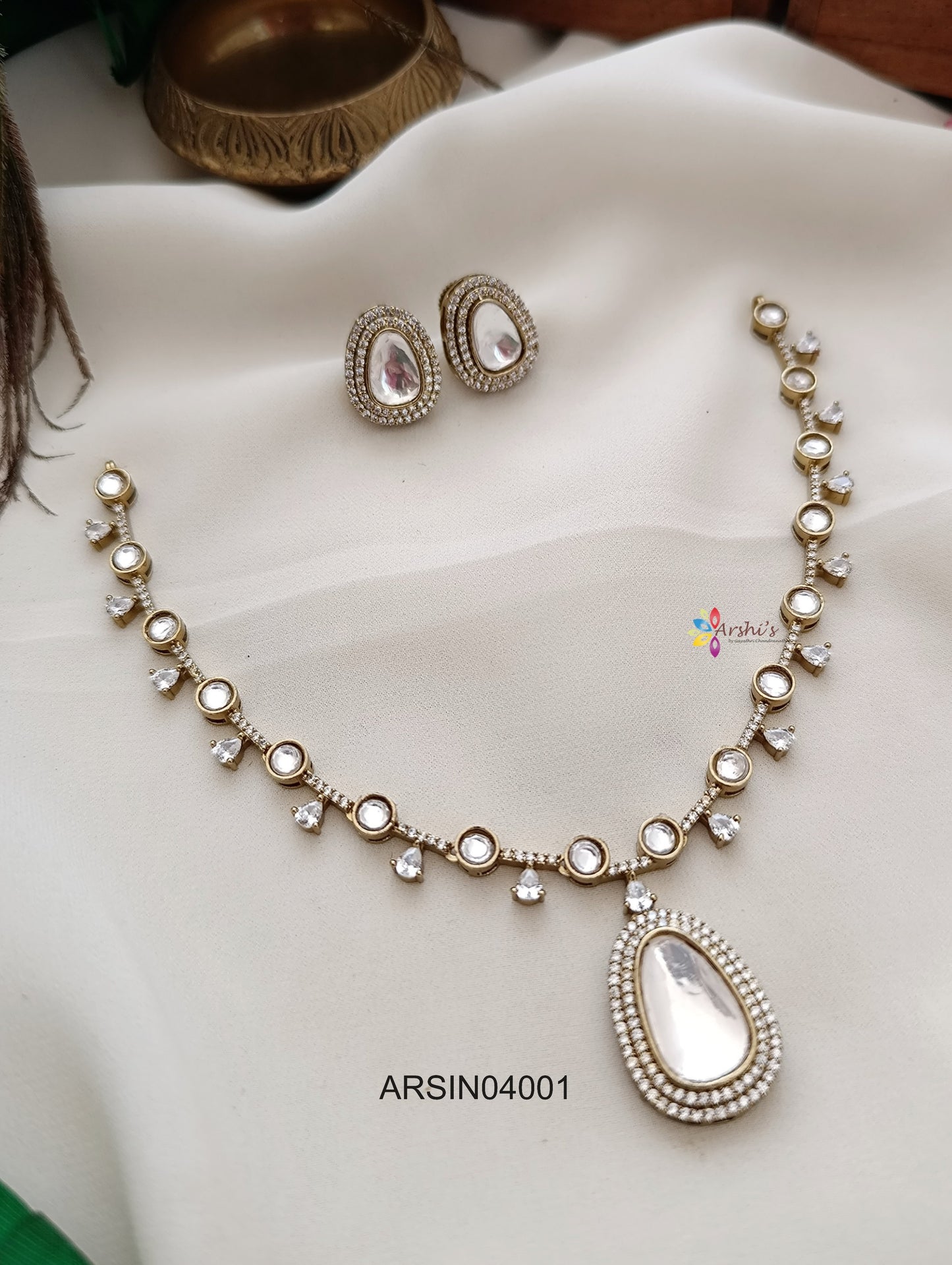 Kundan Polki White Necklace