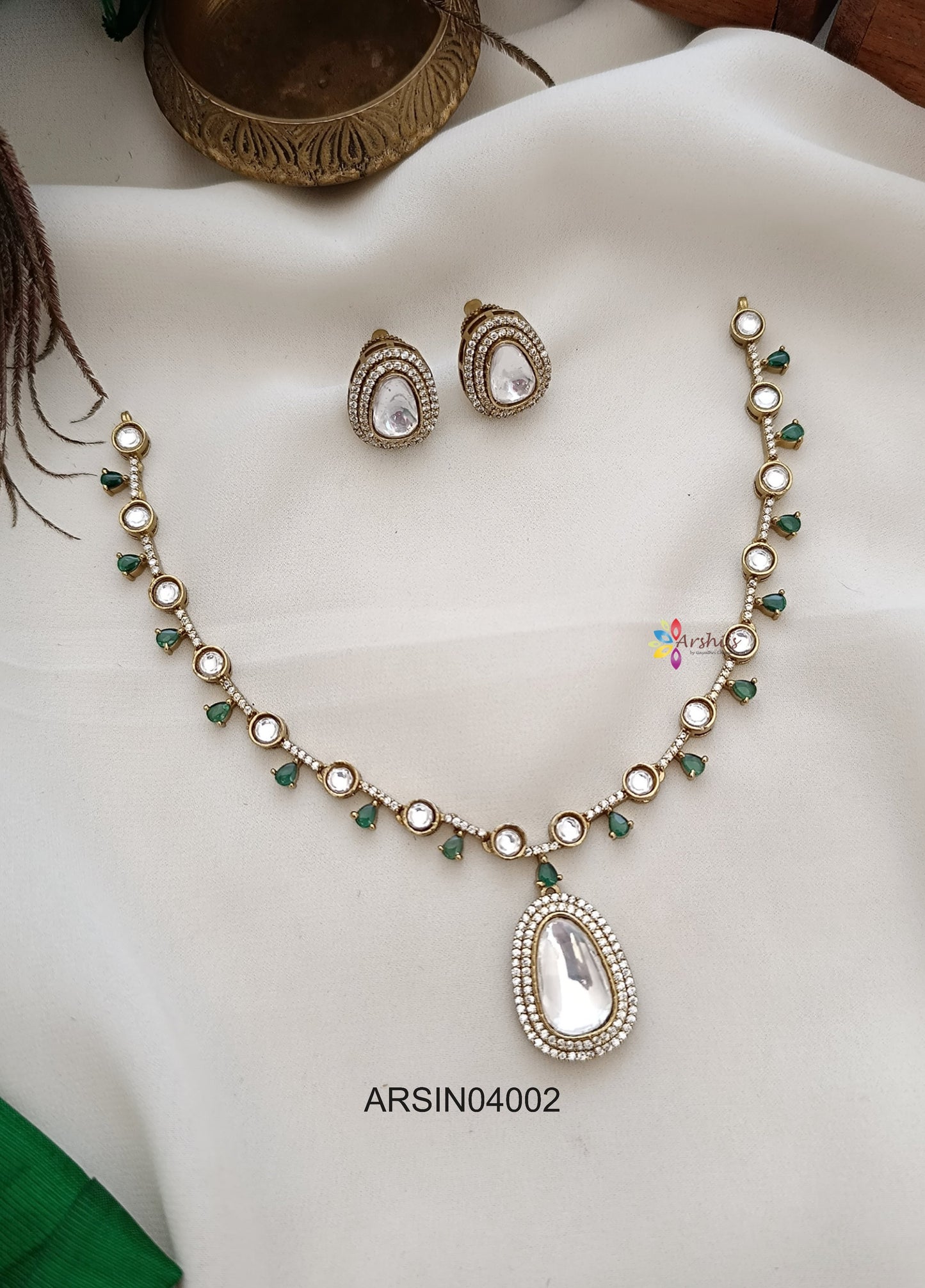 Kundan Polki Emerald Necklace