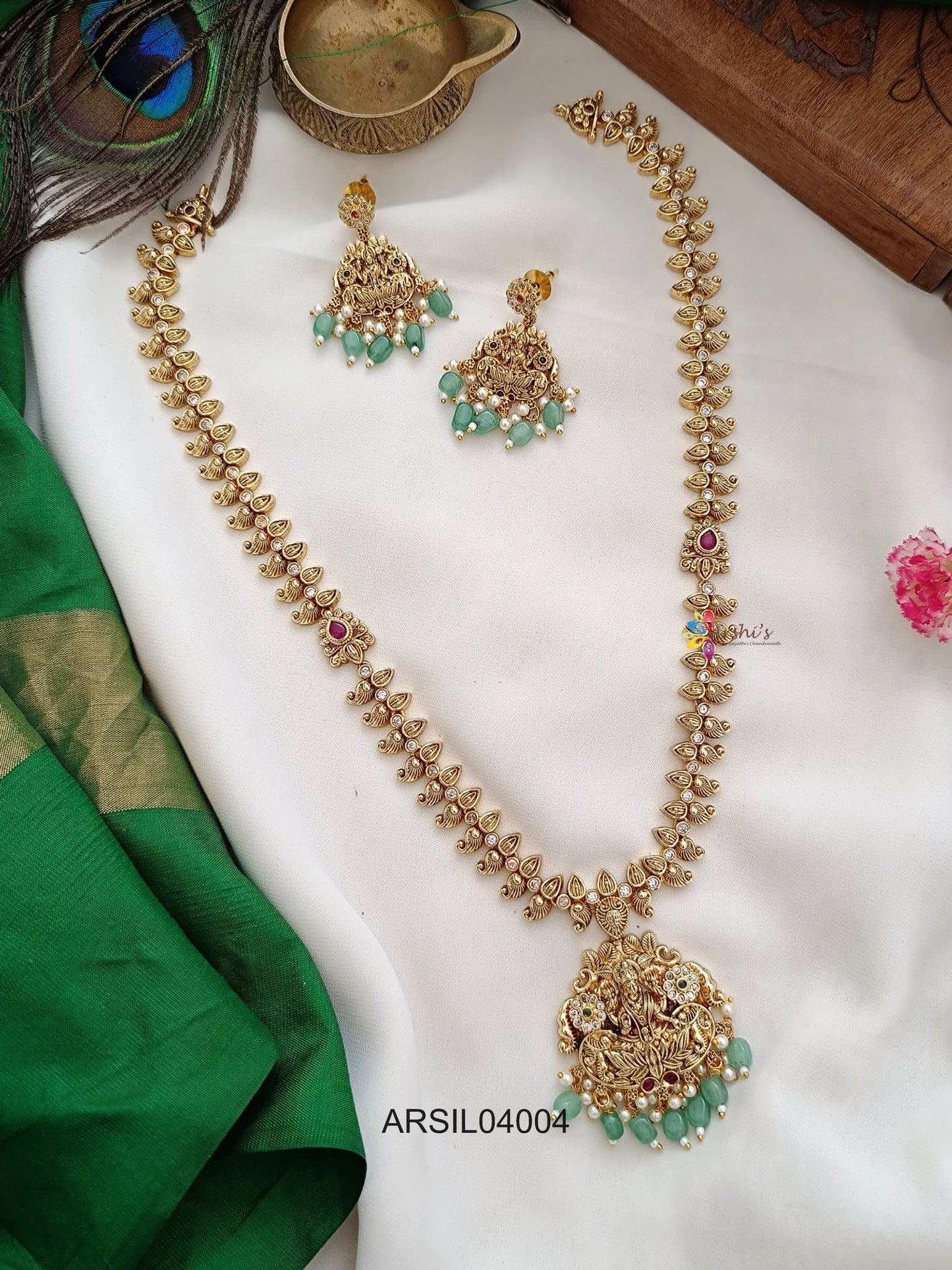 Matte Mango Lakshmi Pendant Long Haram