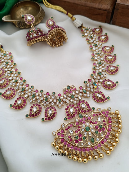 Traditional Mango Stone Necklace