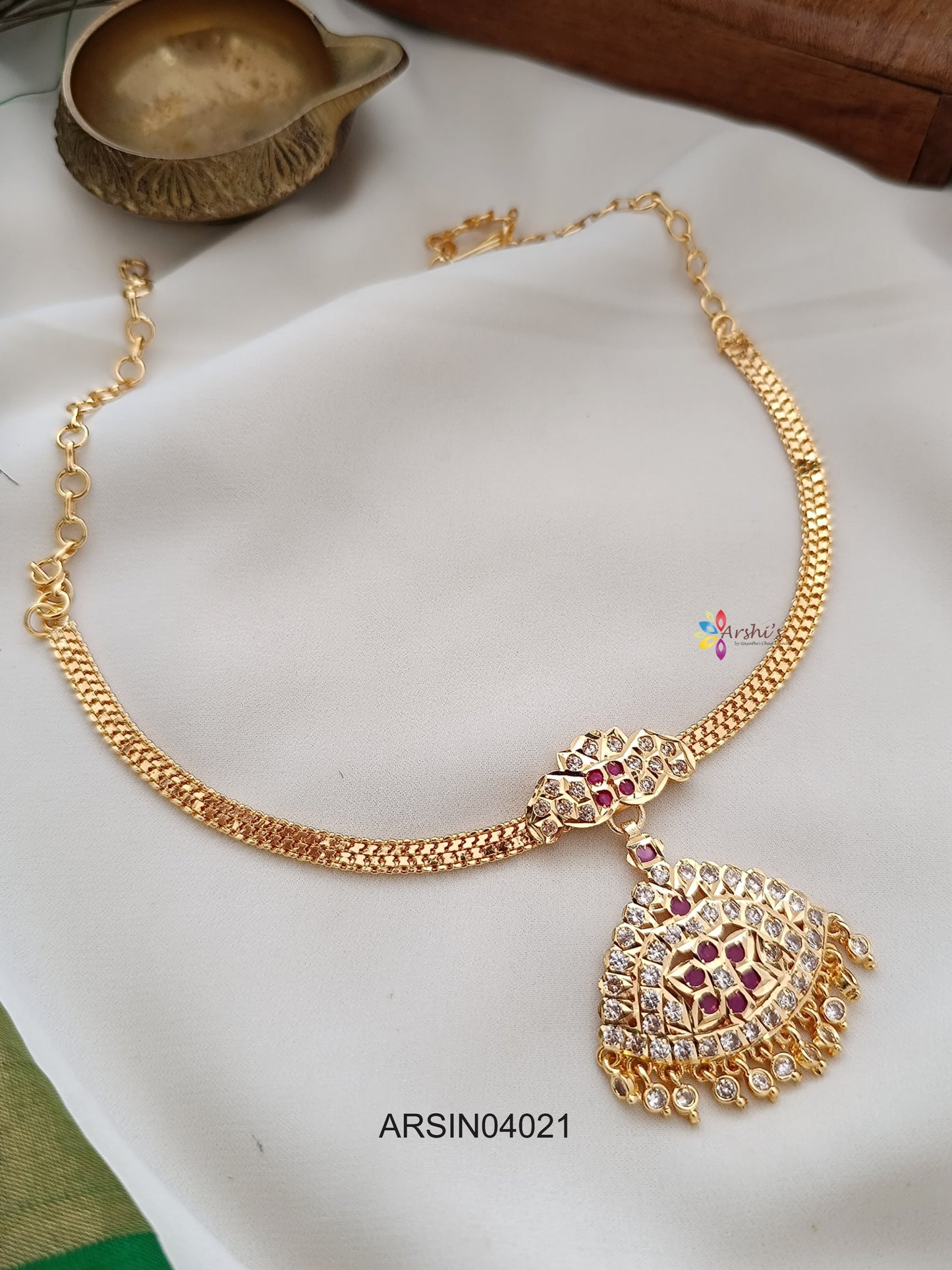 AD Stone Pendant Attigai Necklace